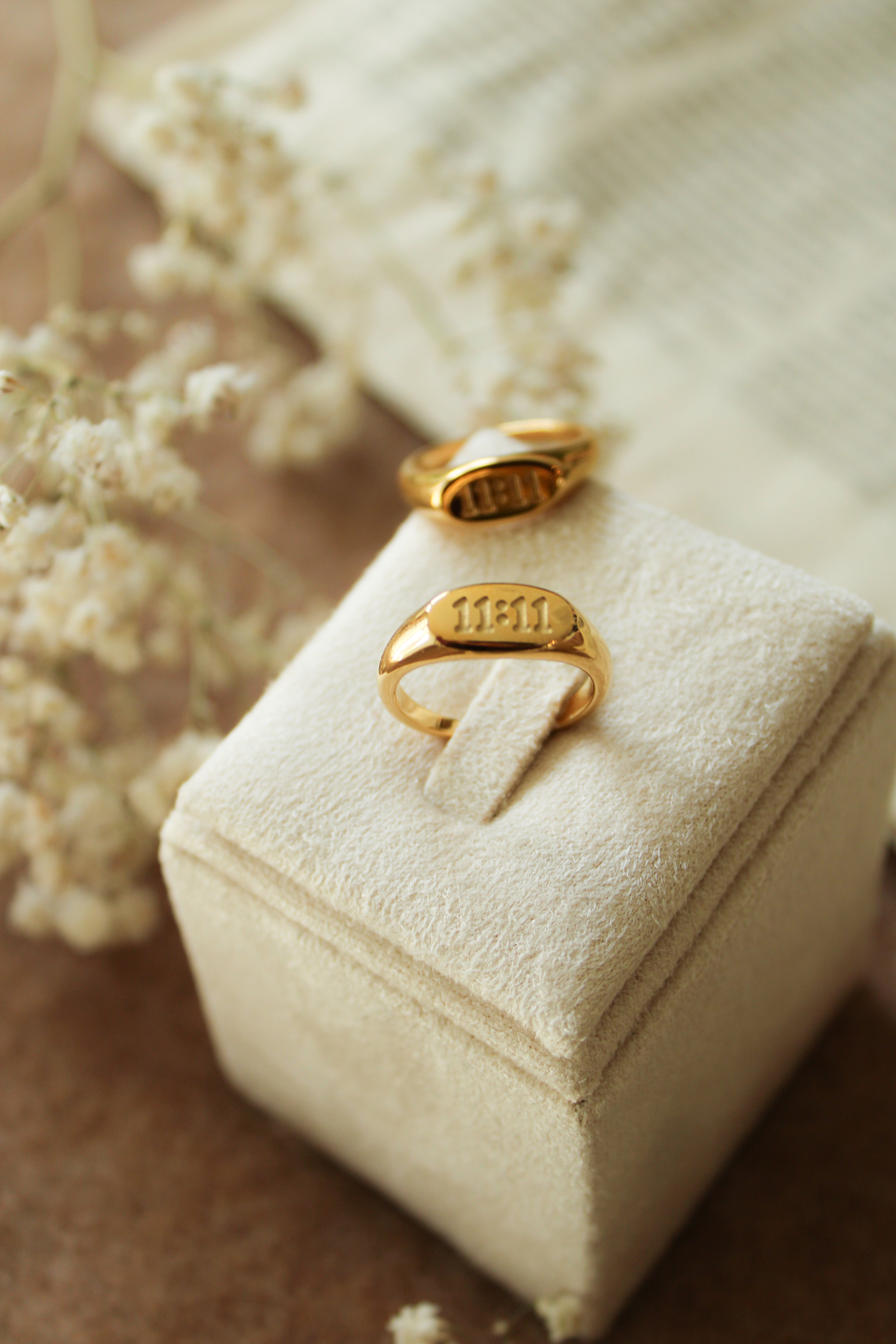"11:11" Ring