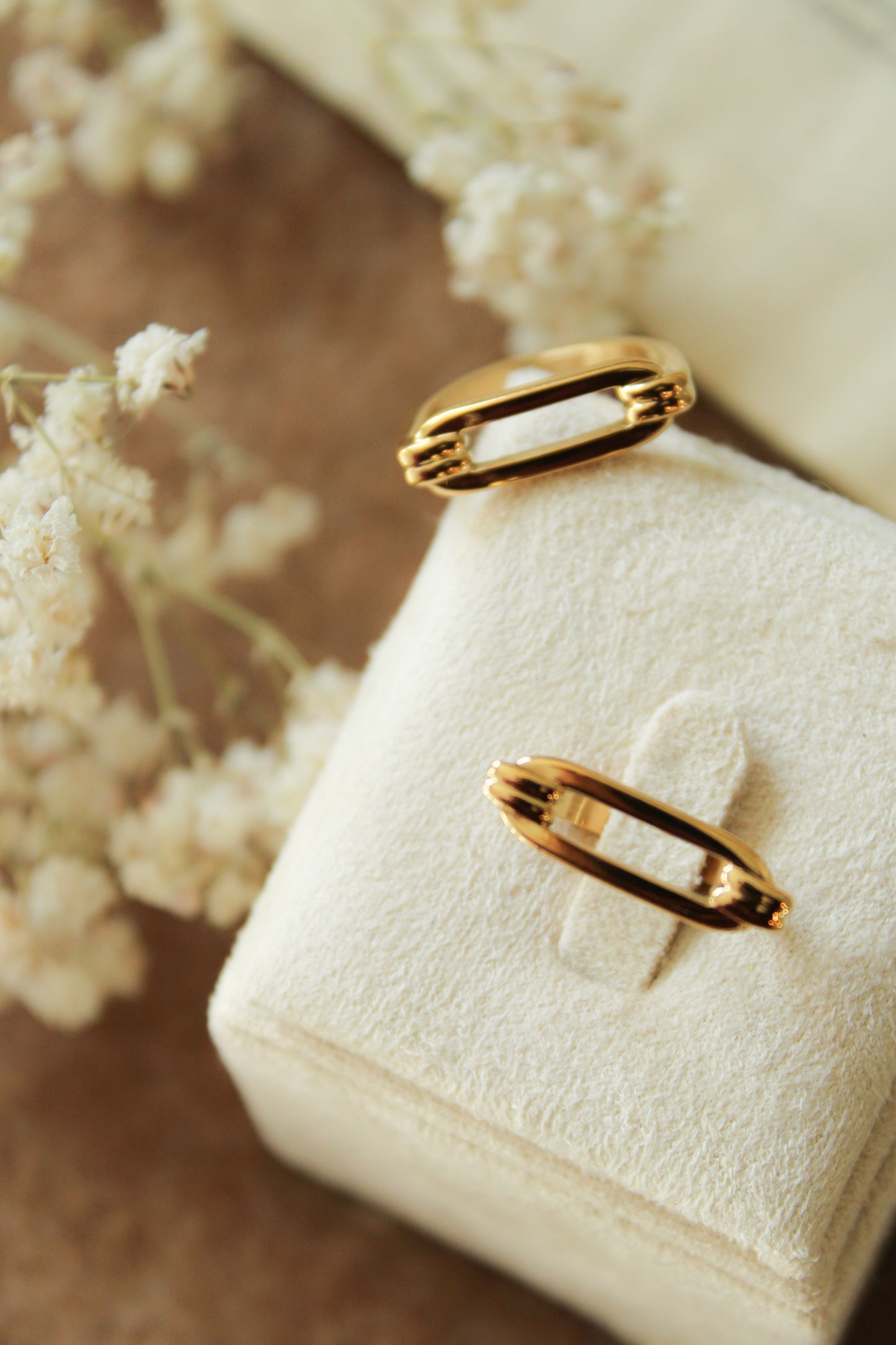 Helmi Ring