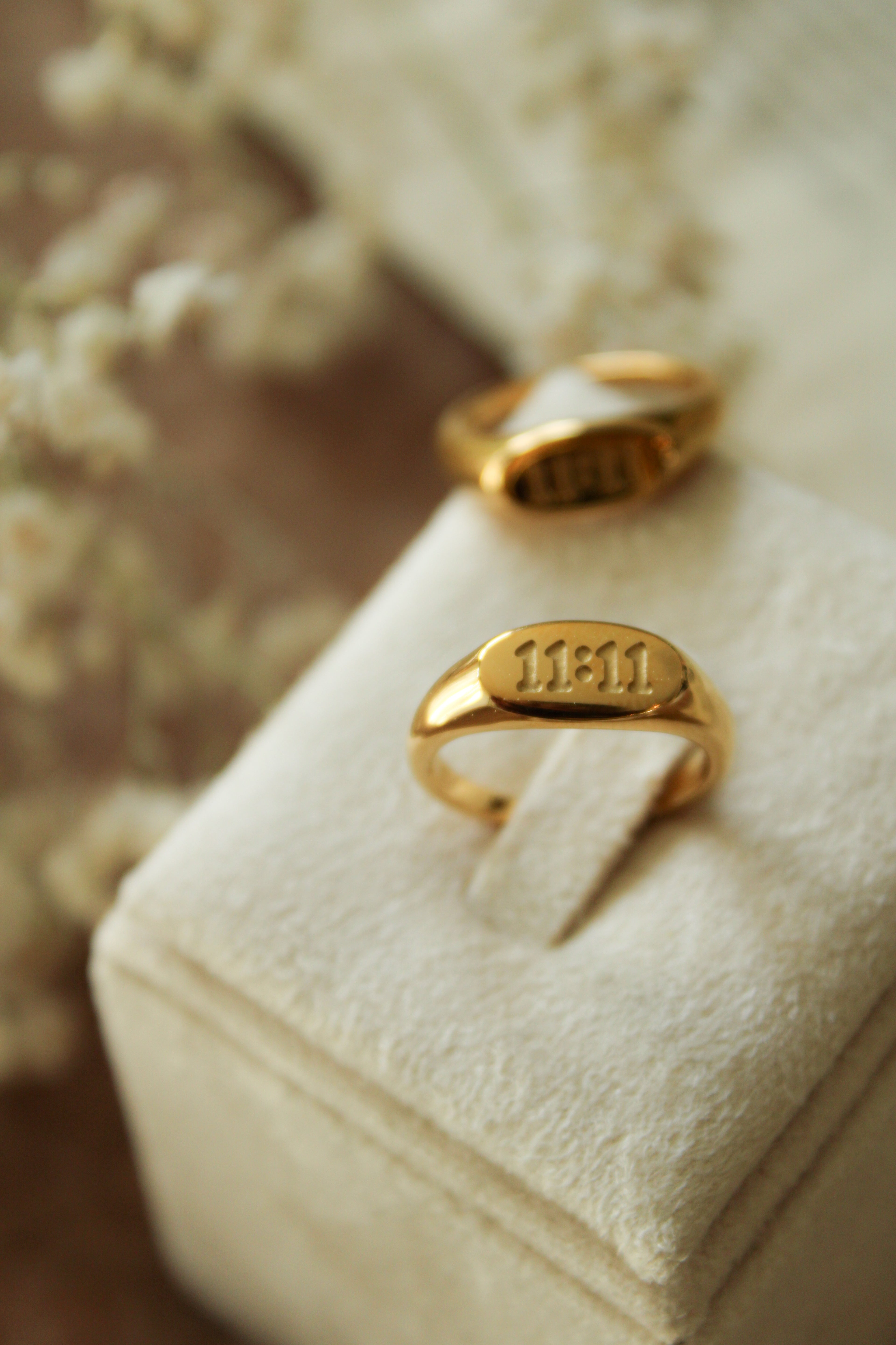 "11:11" Ring