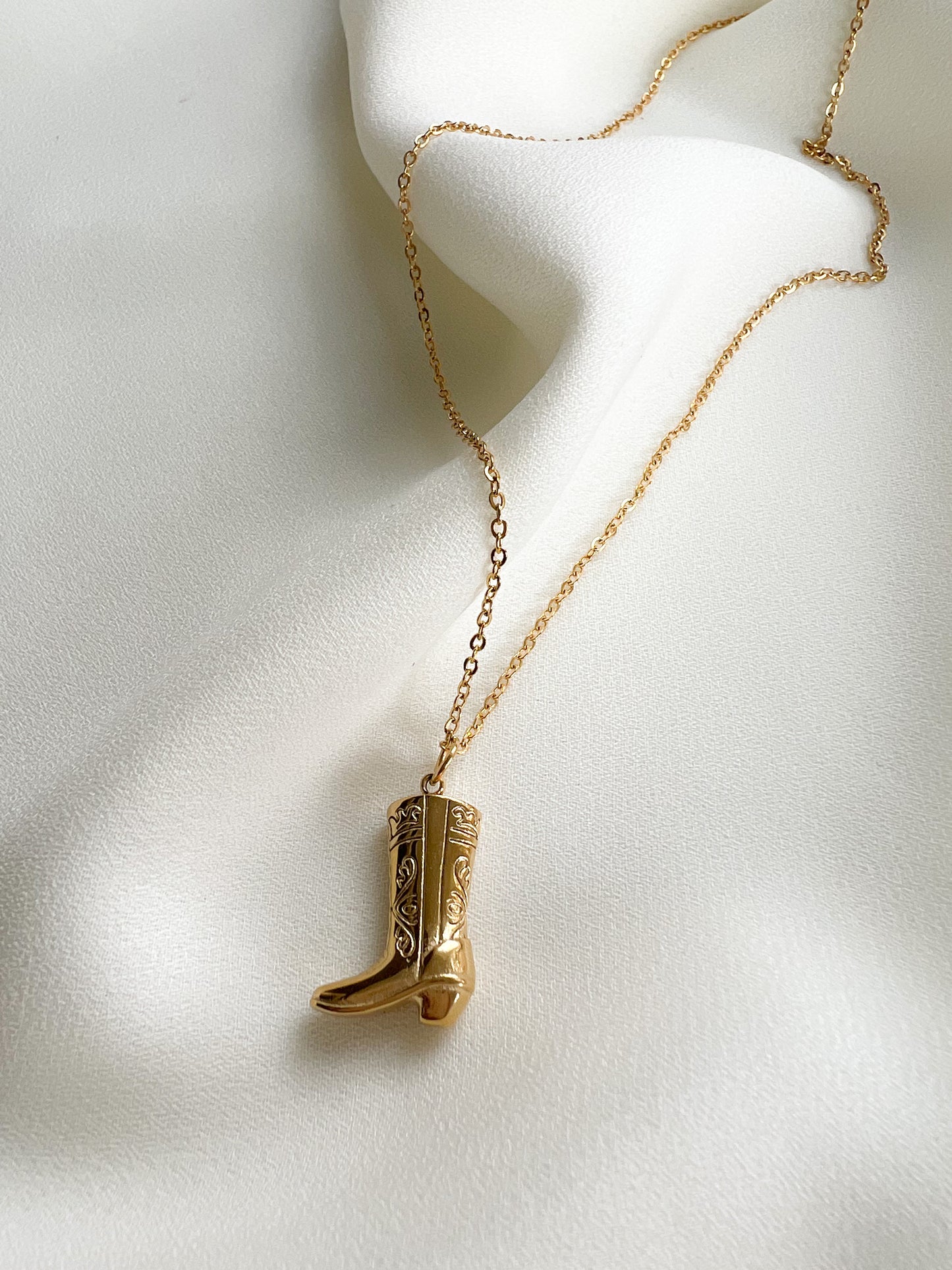 Woody Necklace
