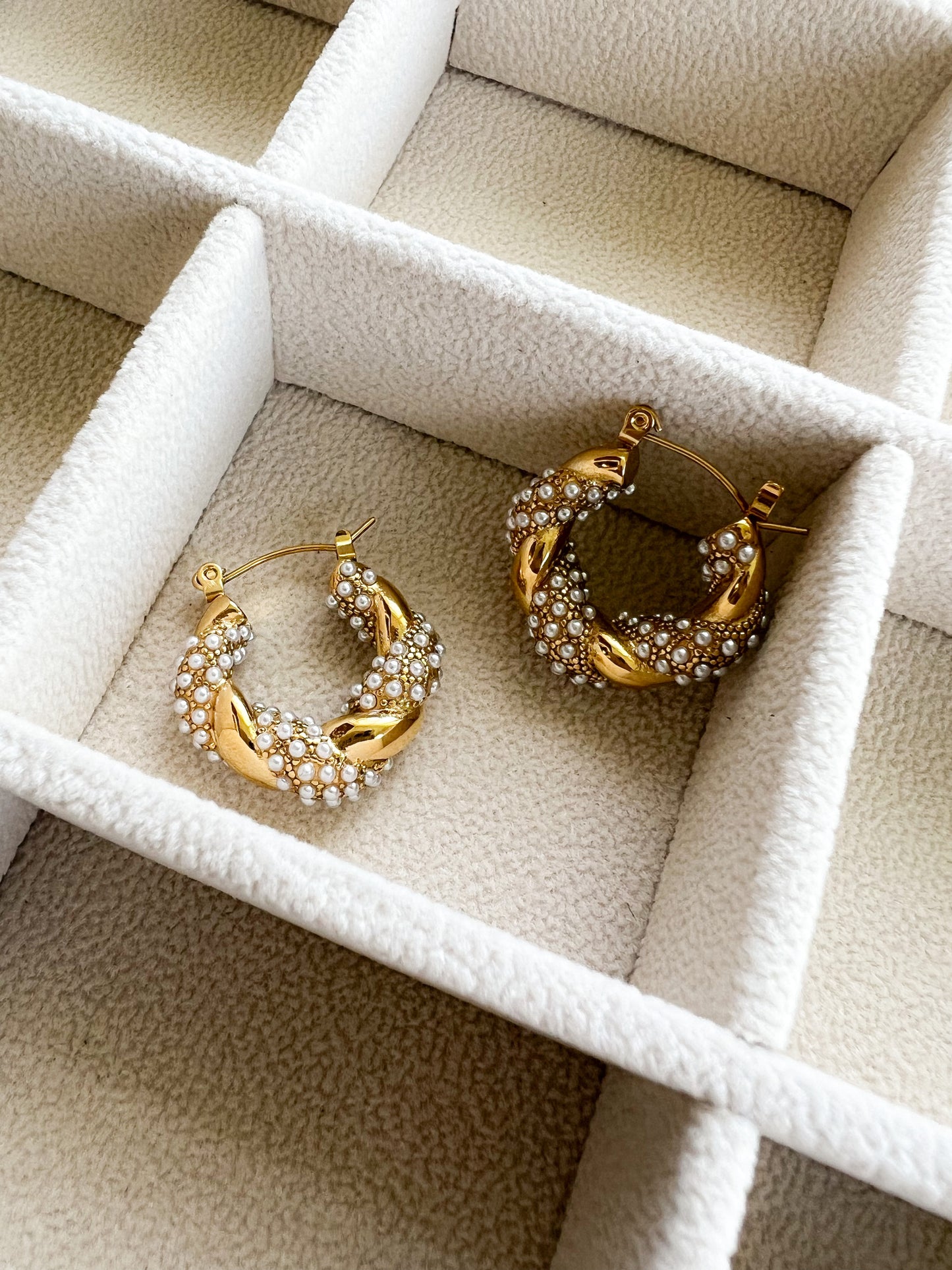 Viola Earrings