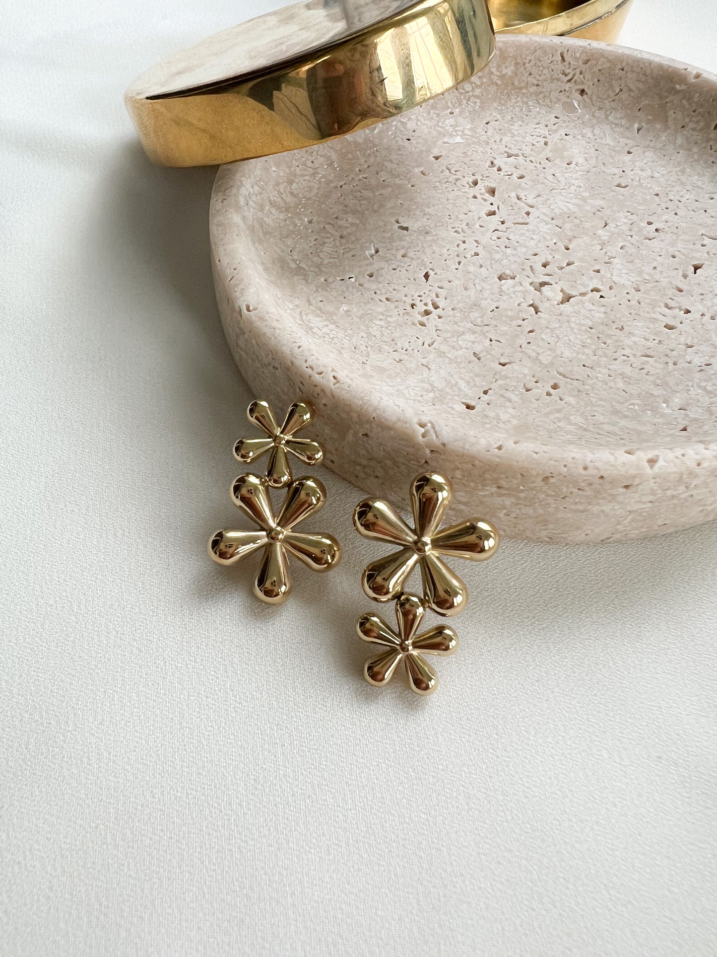 Daisy Stud Earrings