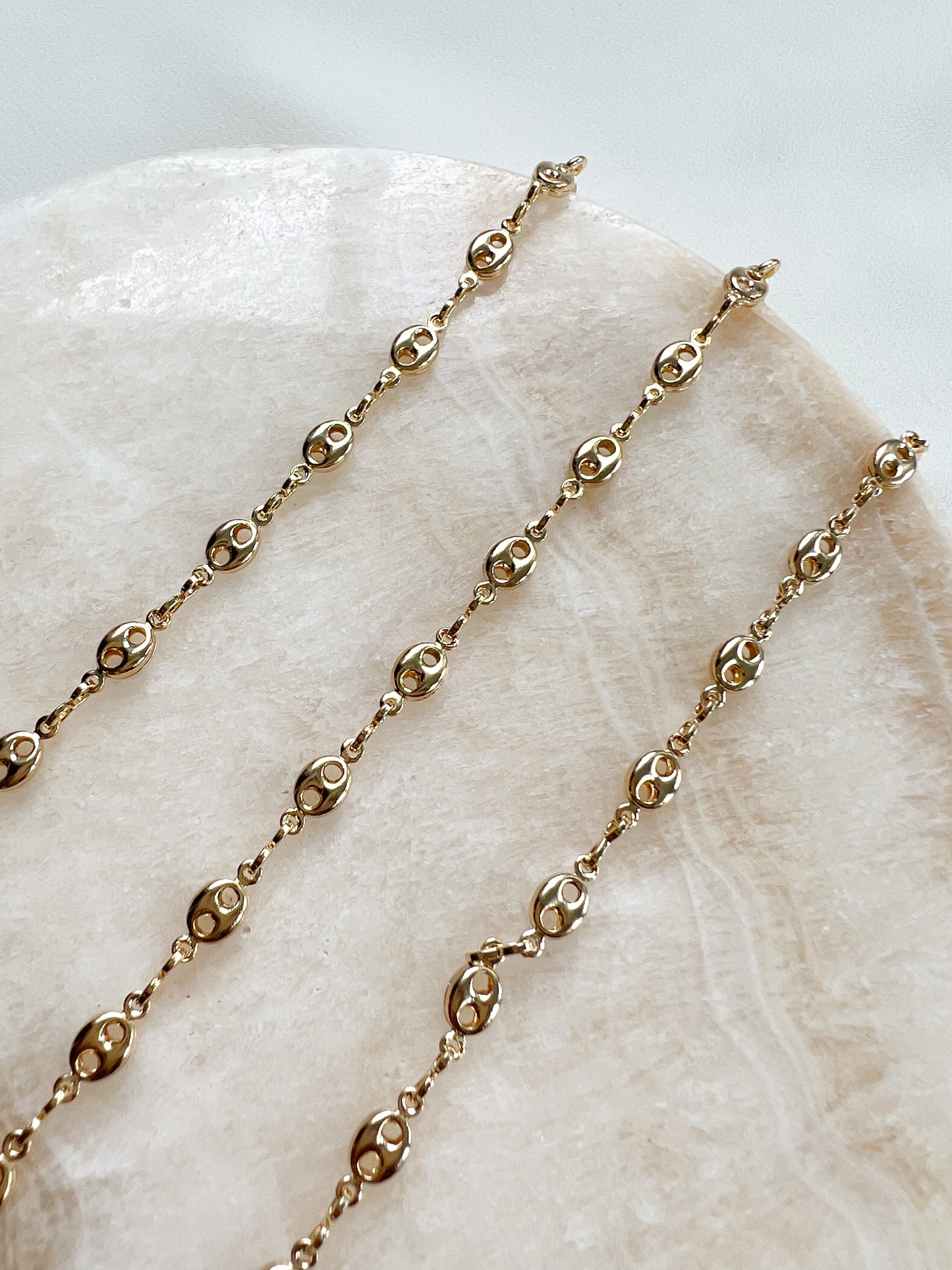 Hollow Puff Bracelet