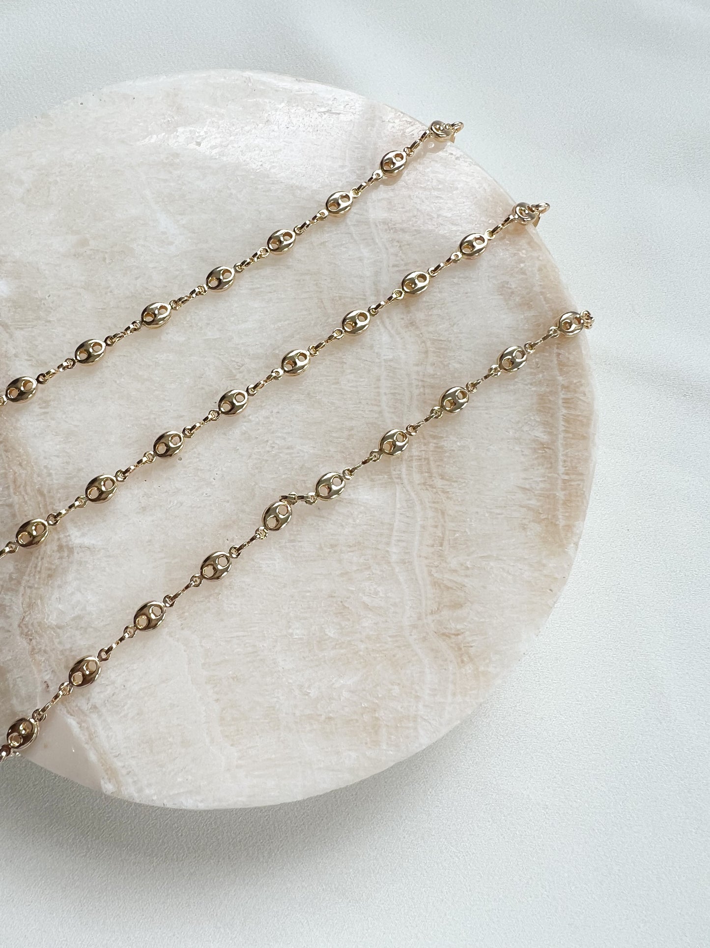 Hollow Puff Bracelet