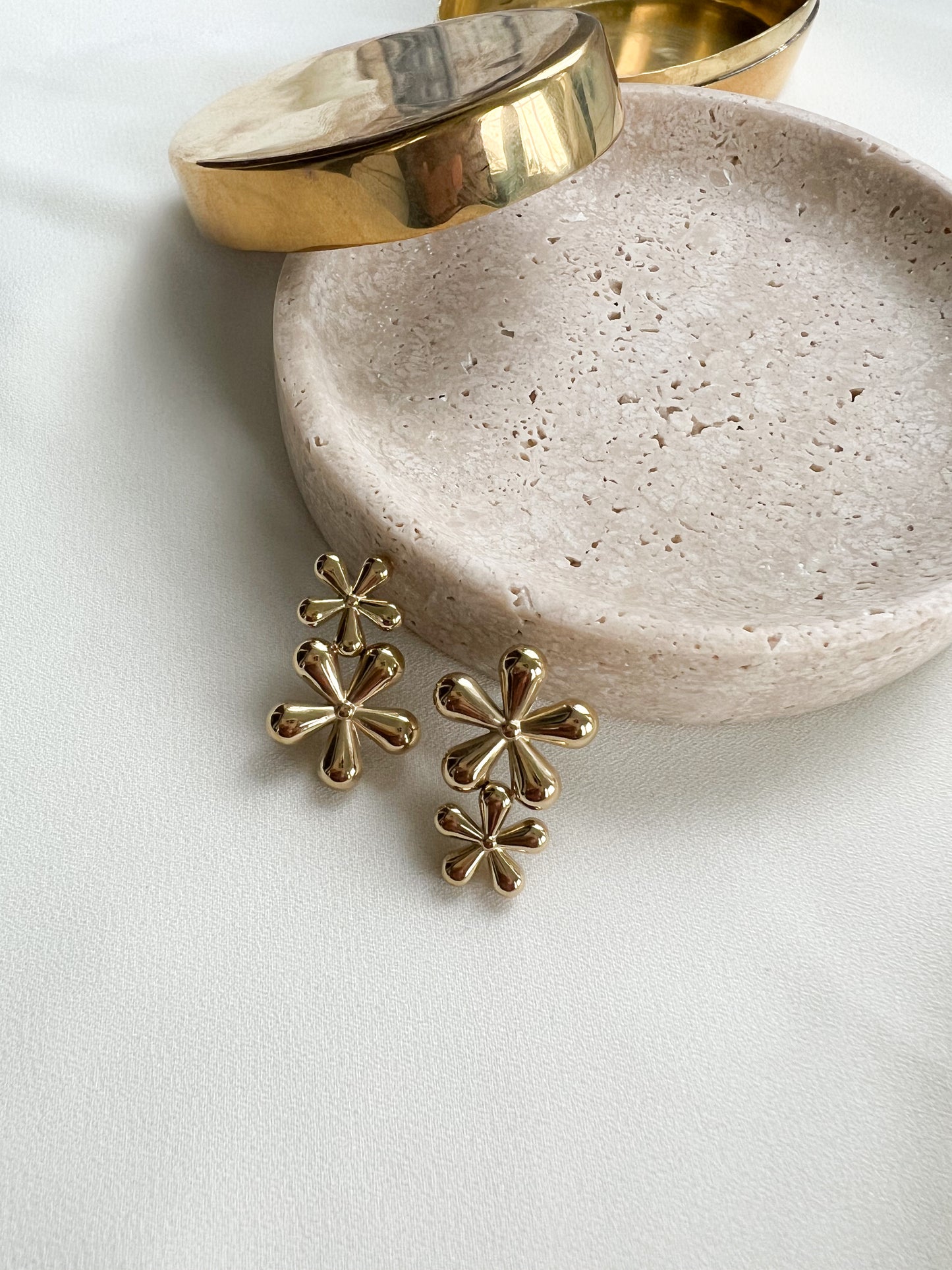 Daisy Stud Earrings