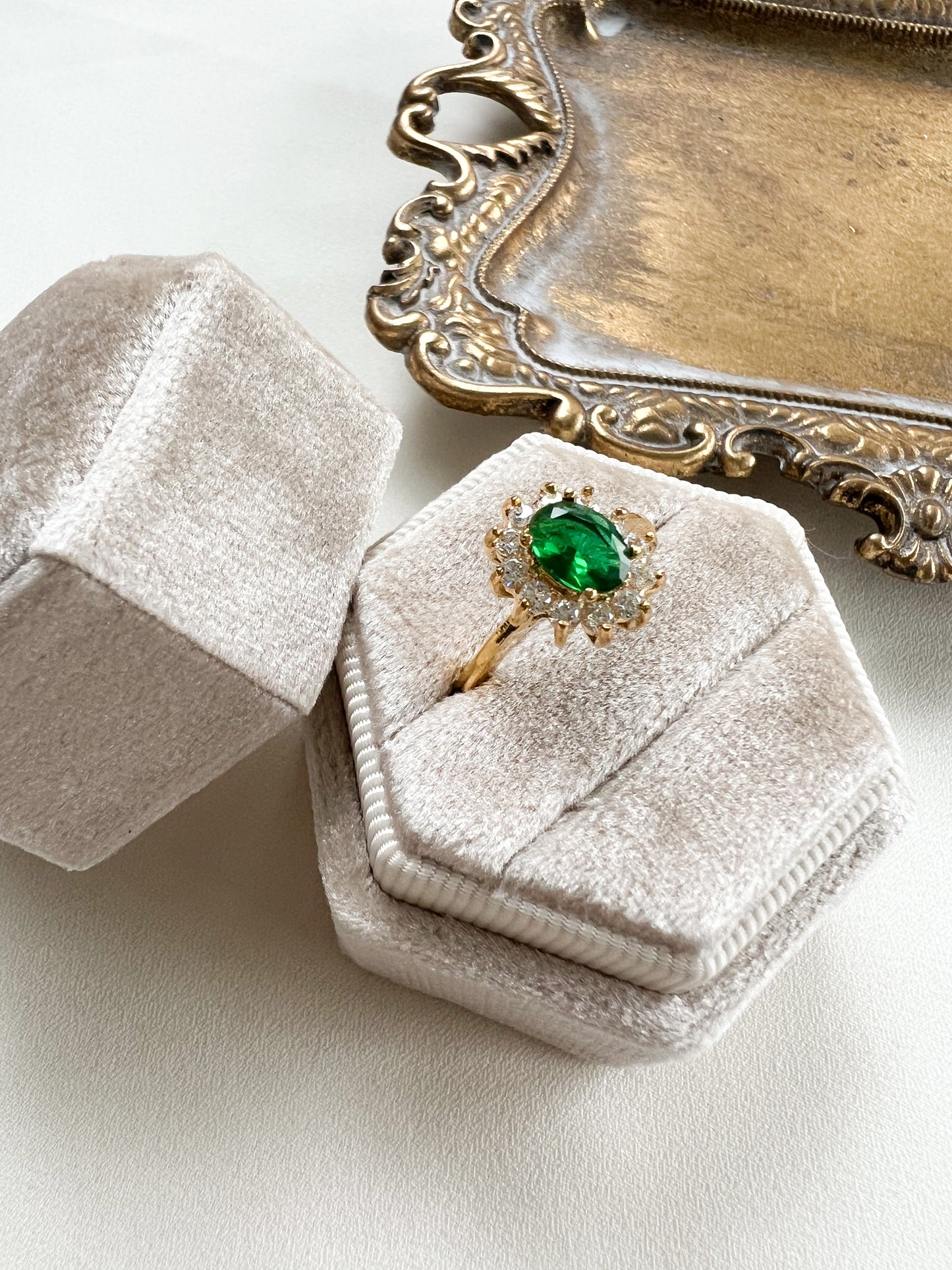 Halle Ring