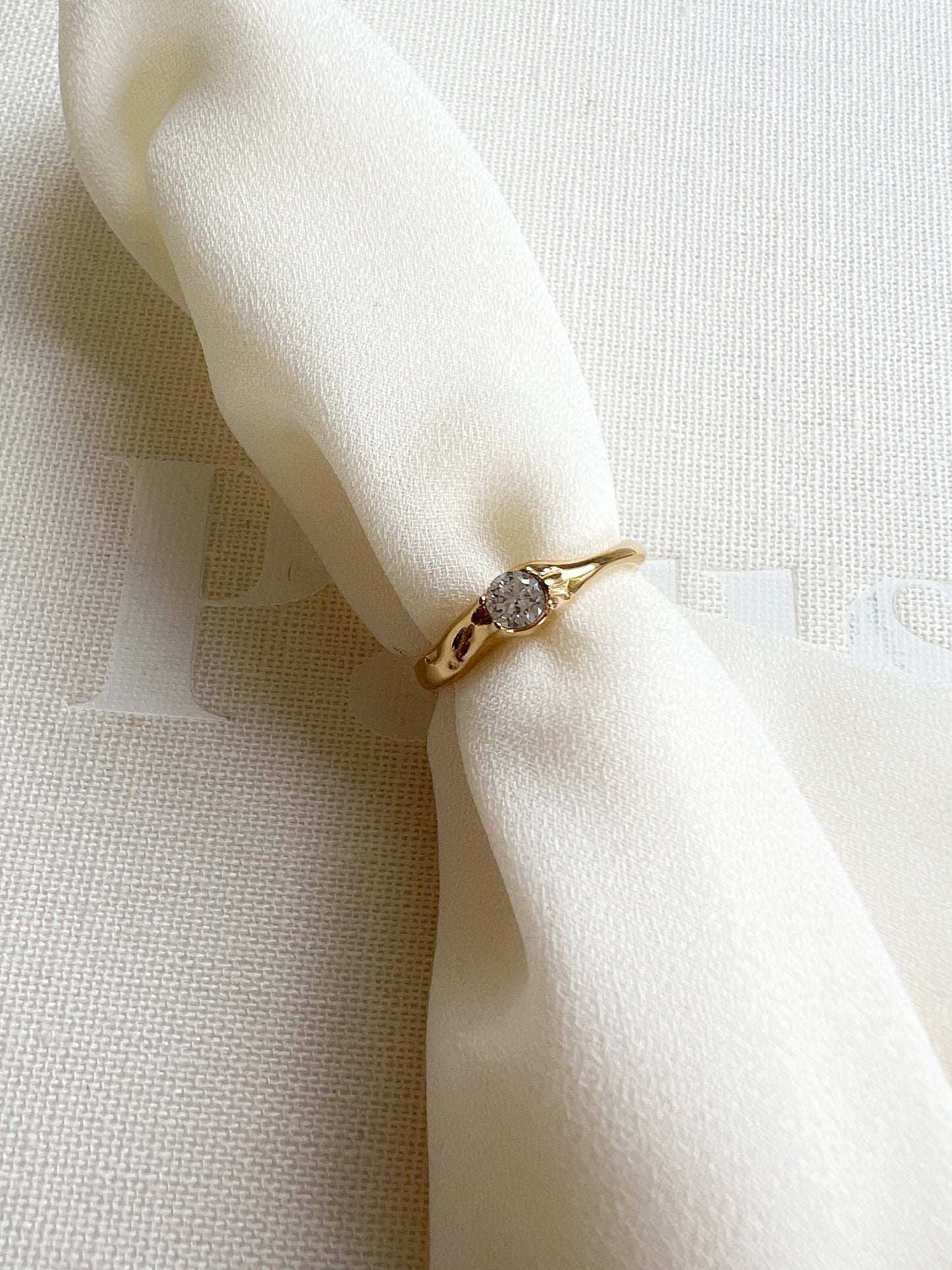 The Mia Ring
