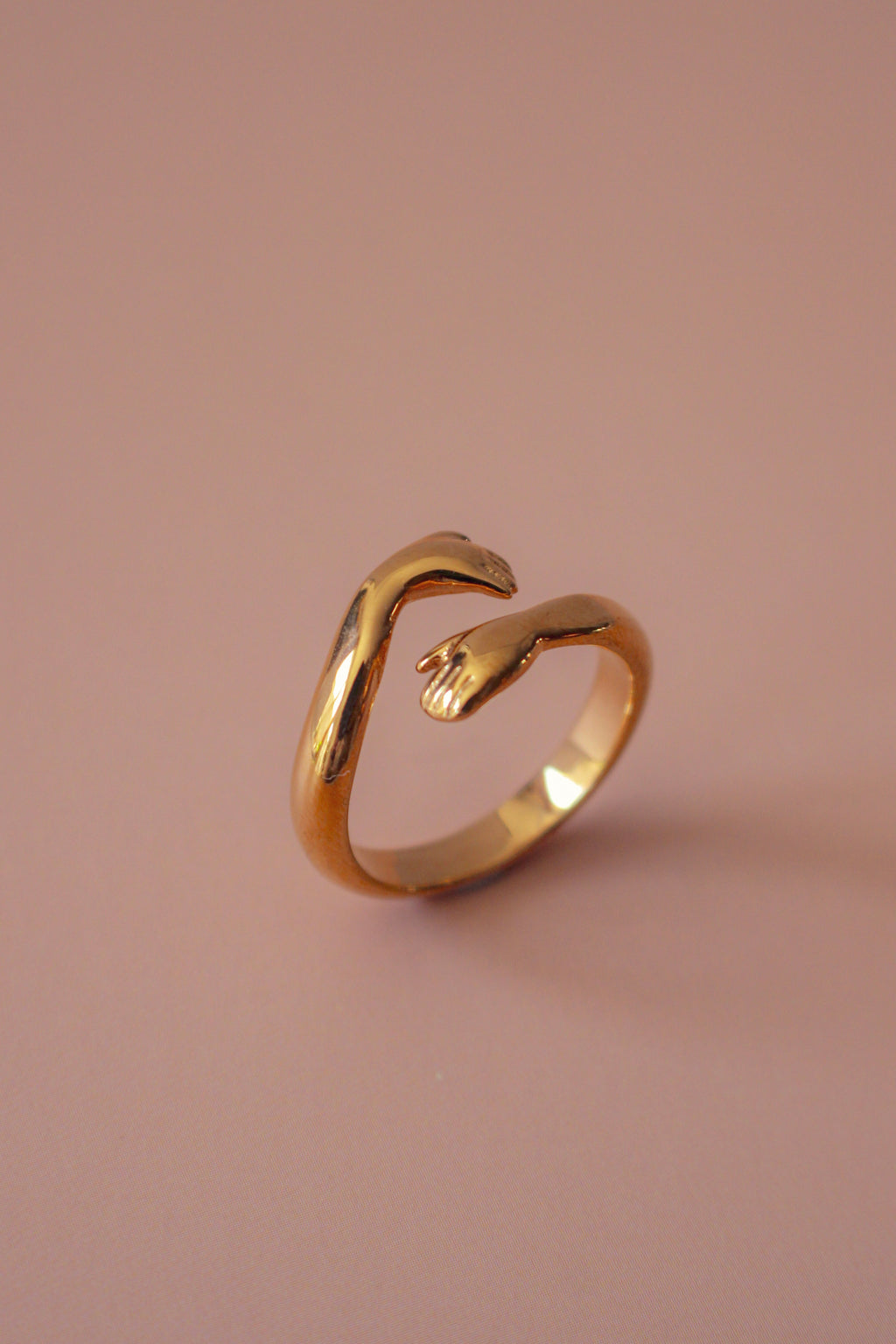 Manos Ring