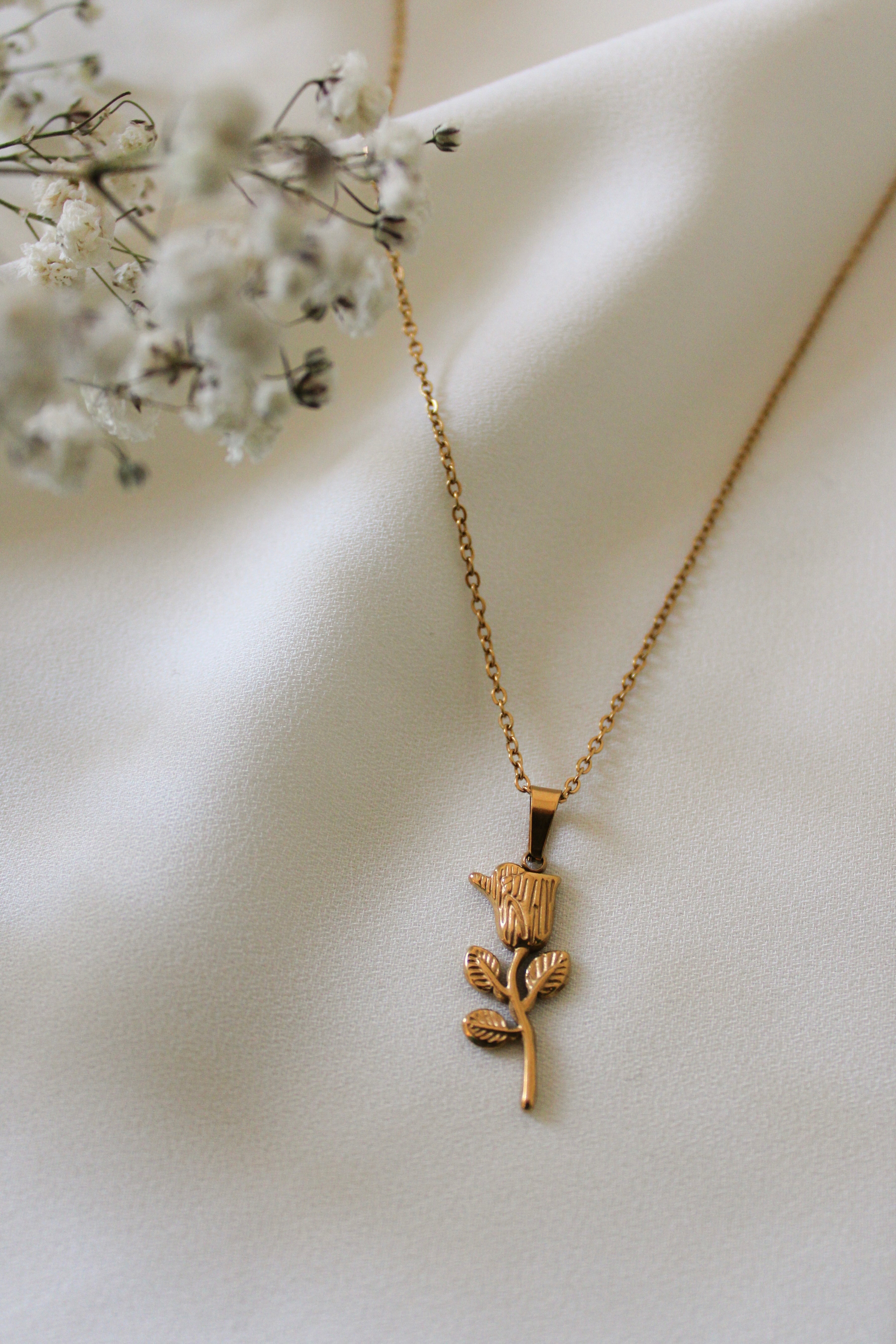 Rosie Necklace 2