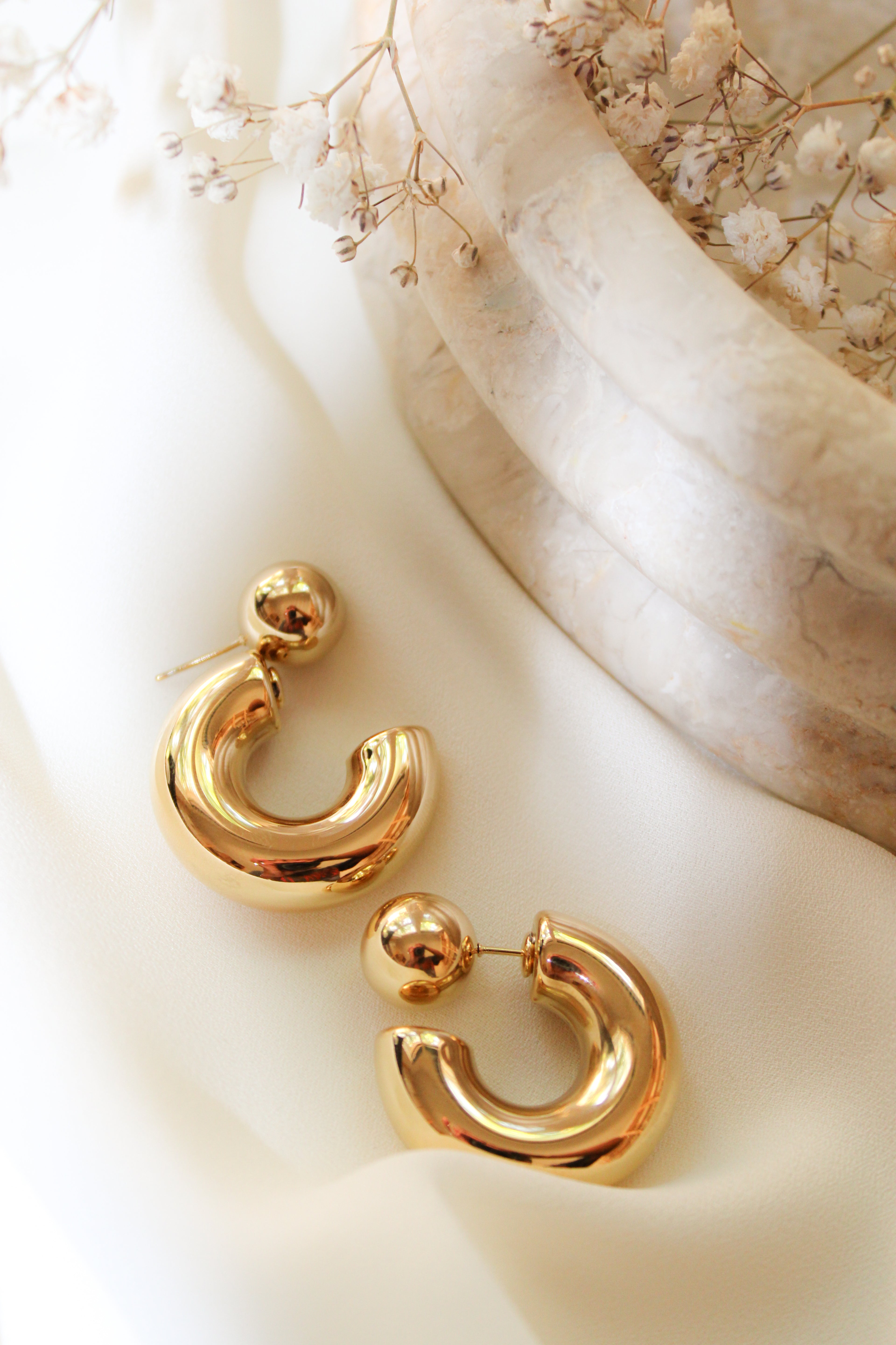 Perfect Chunky Stud Hoops