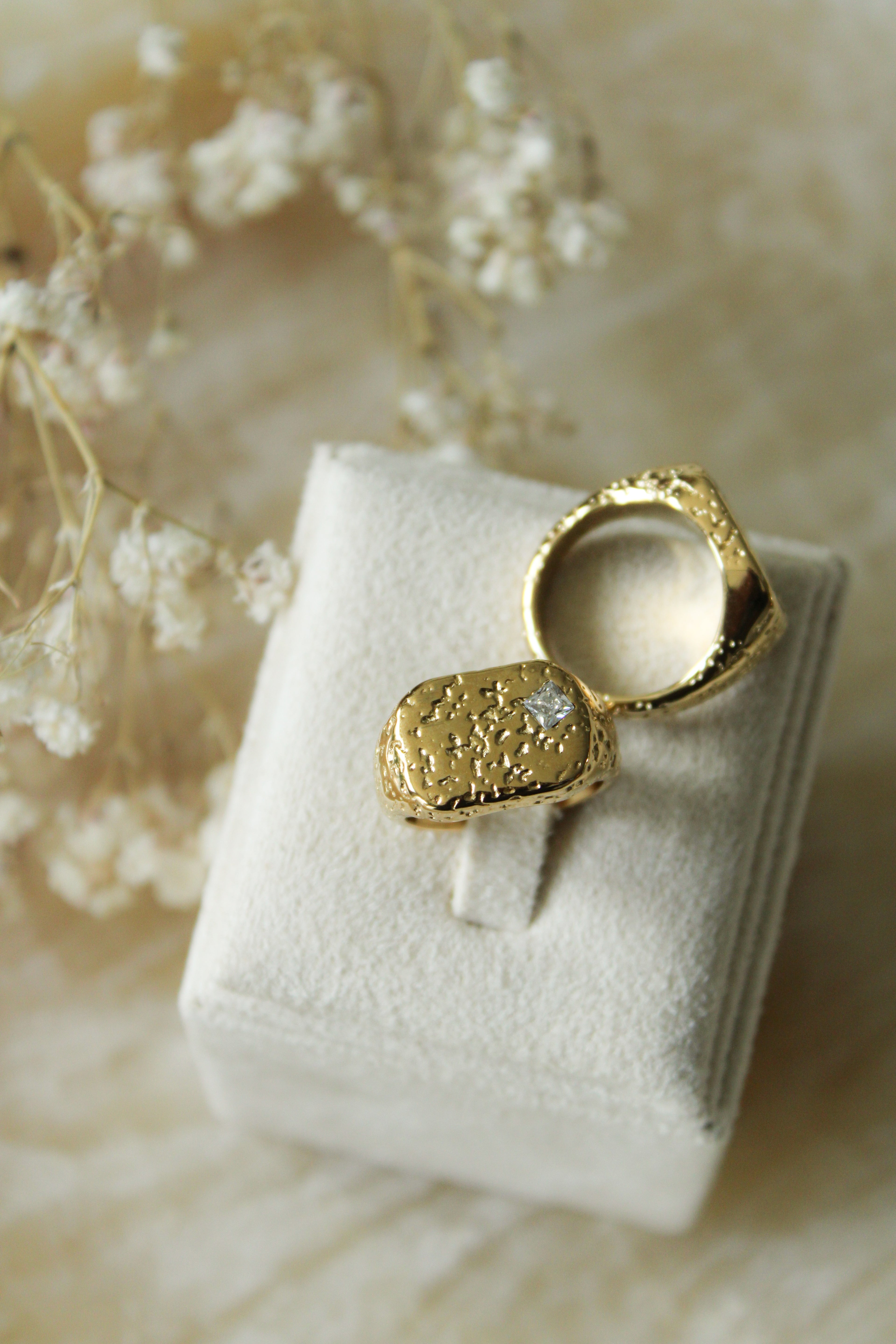 Harper Ring