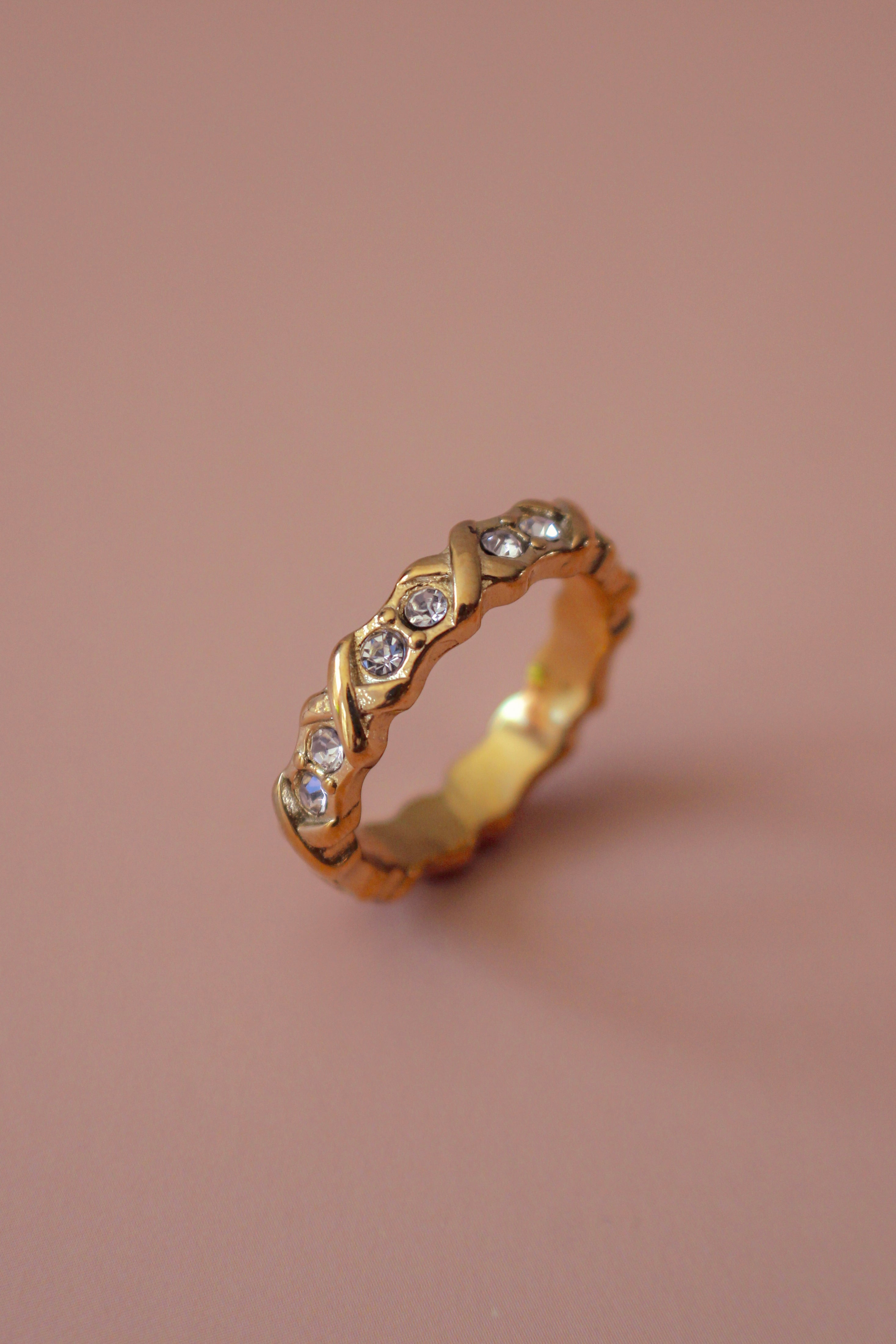 Etta Ring