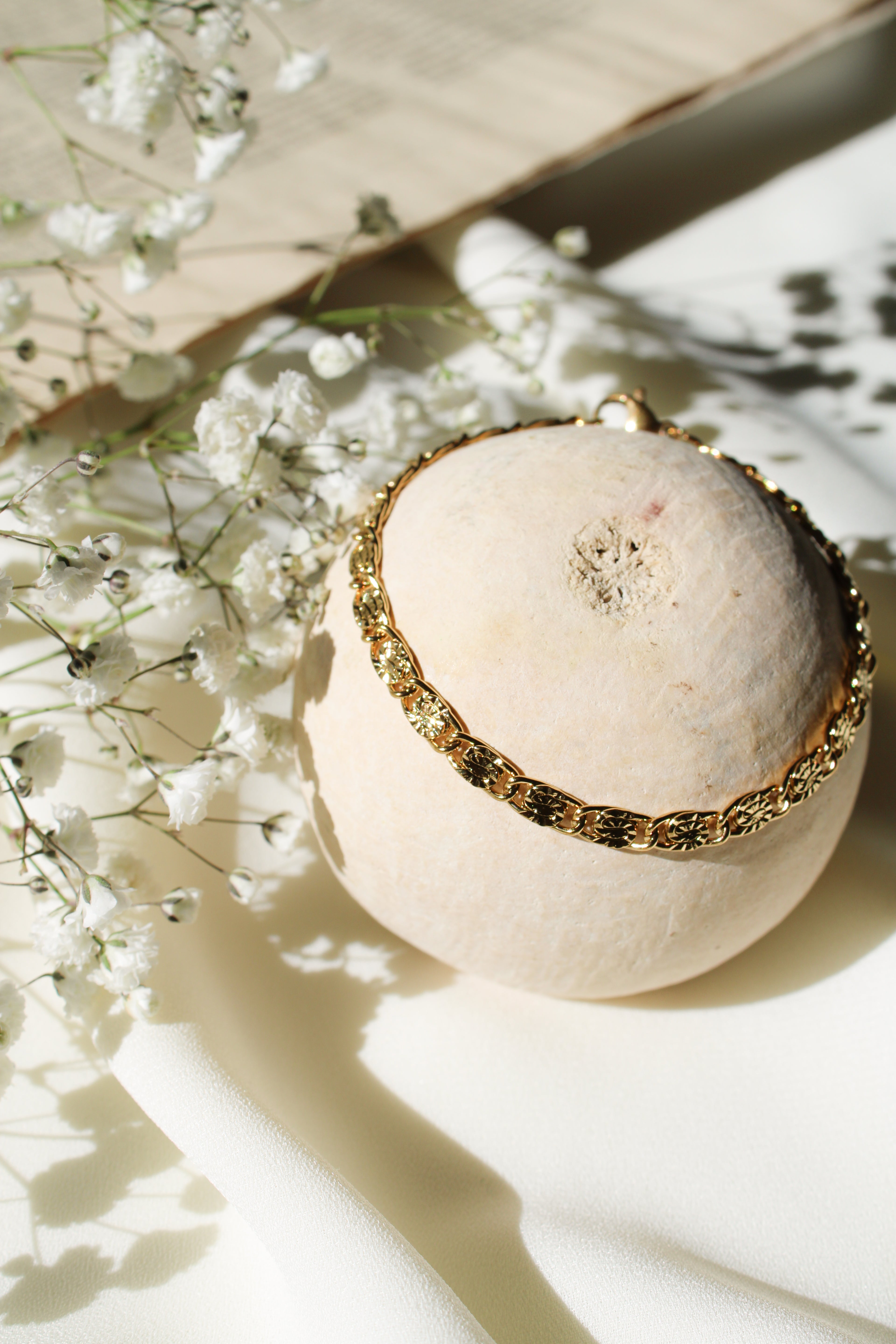 Cassidy Bracelet (hammered)