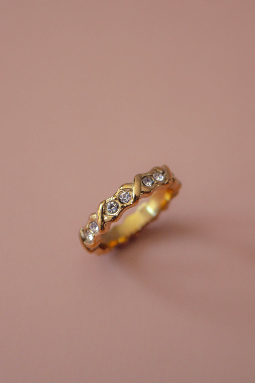 Etta Ring
