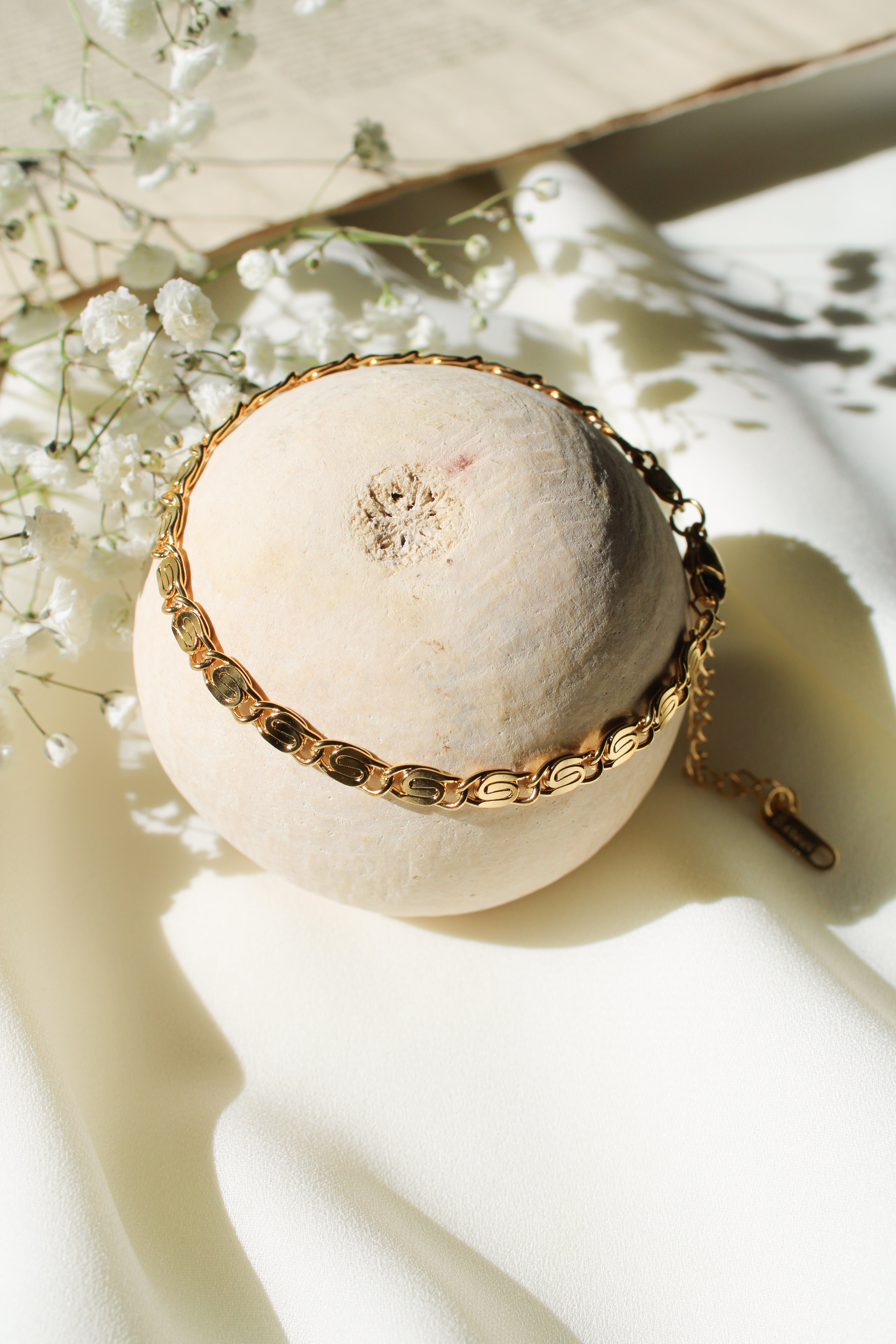 Cassidy Bracelet (flat/smooth)