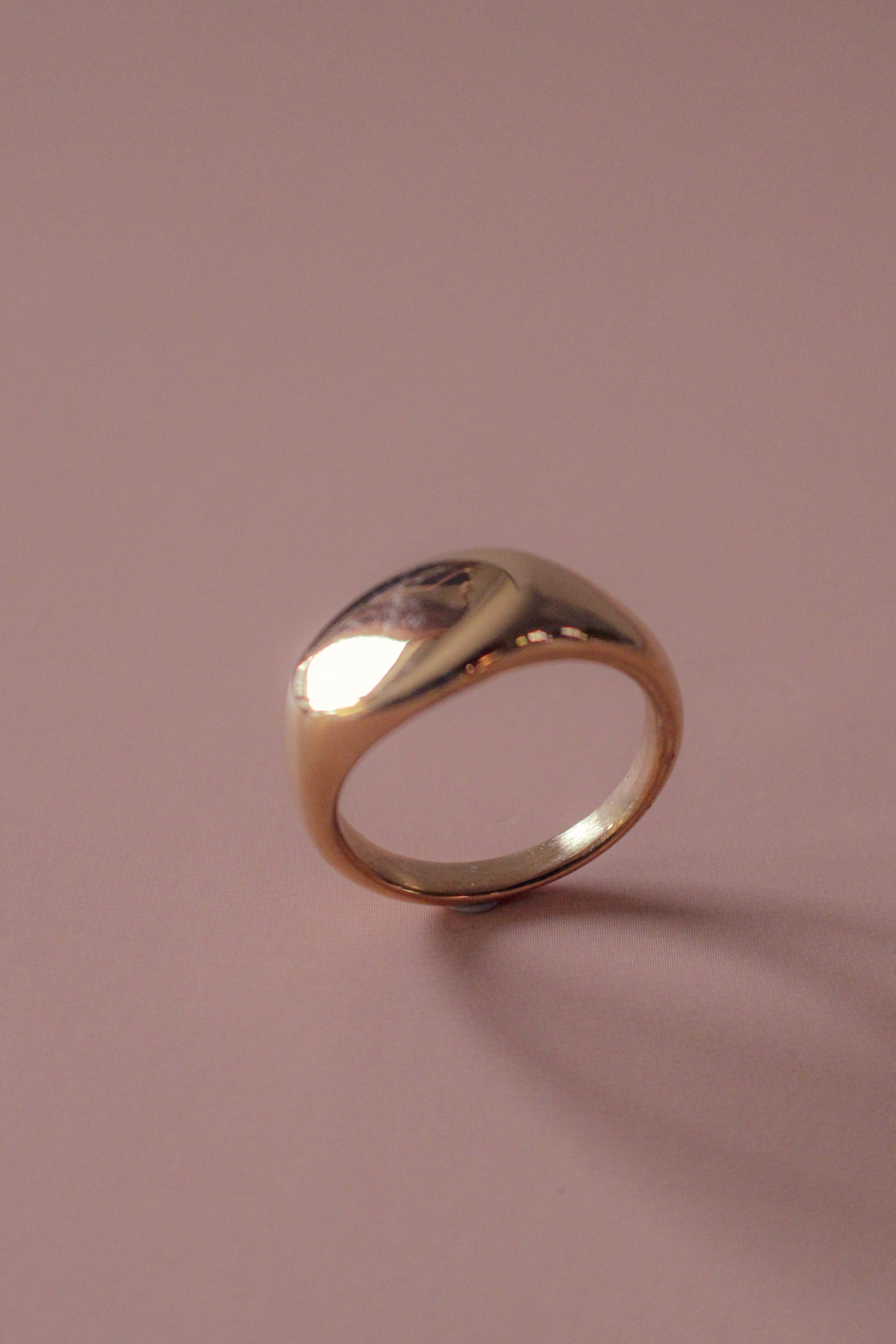 Eggie Signet Ring