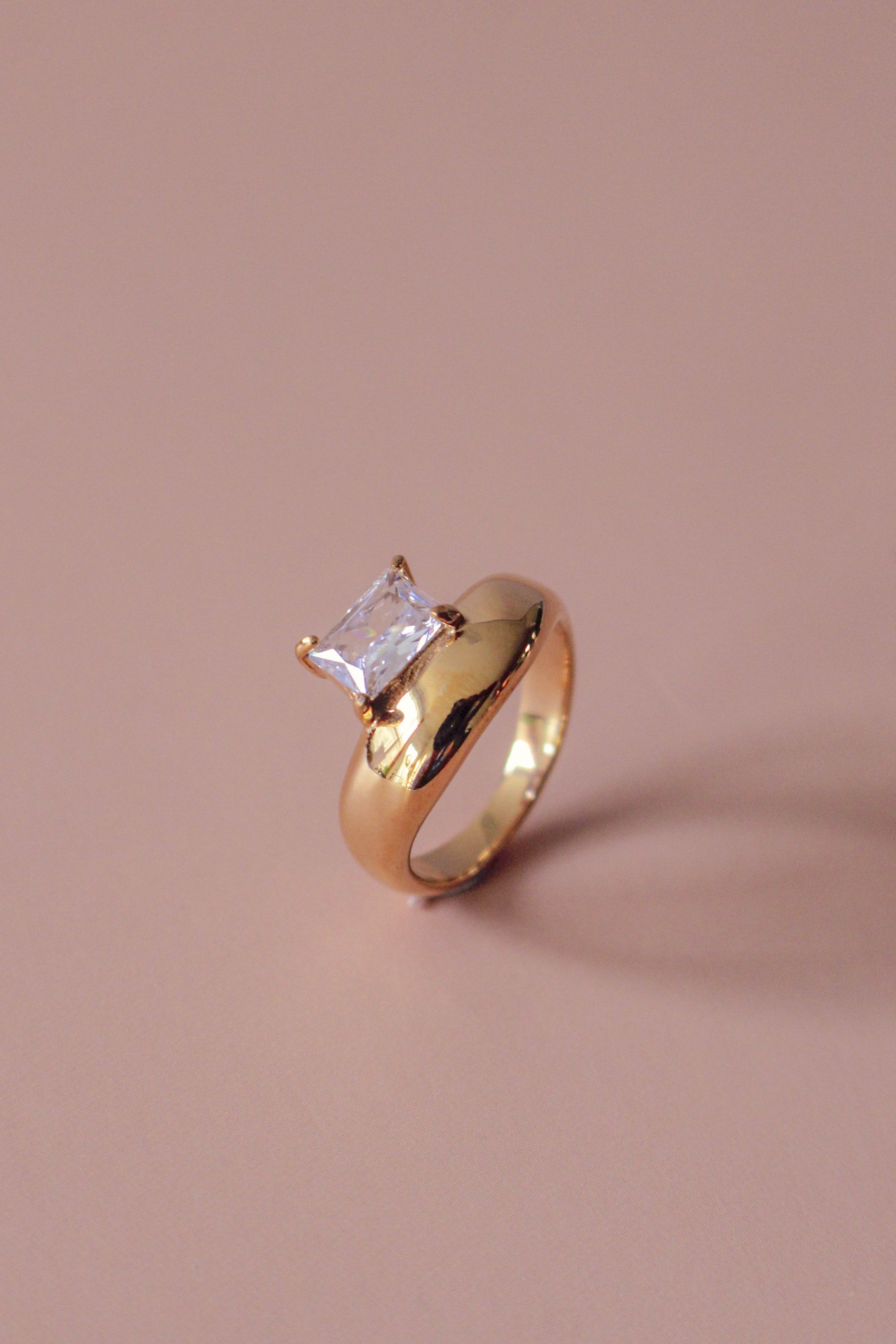 Laour Ring