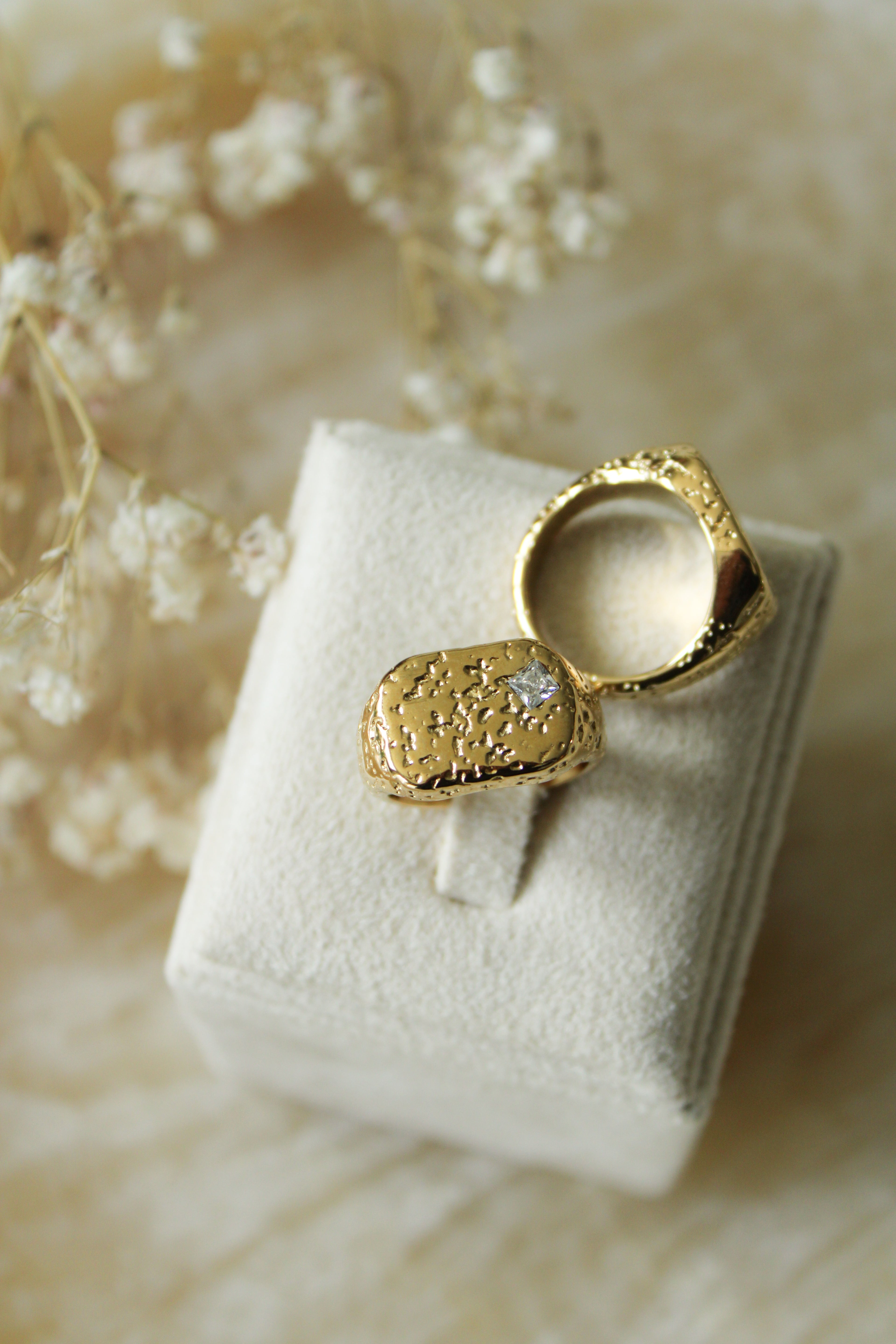 Harper Ring