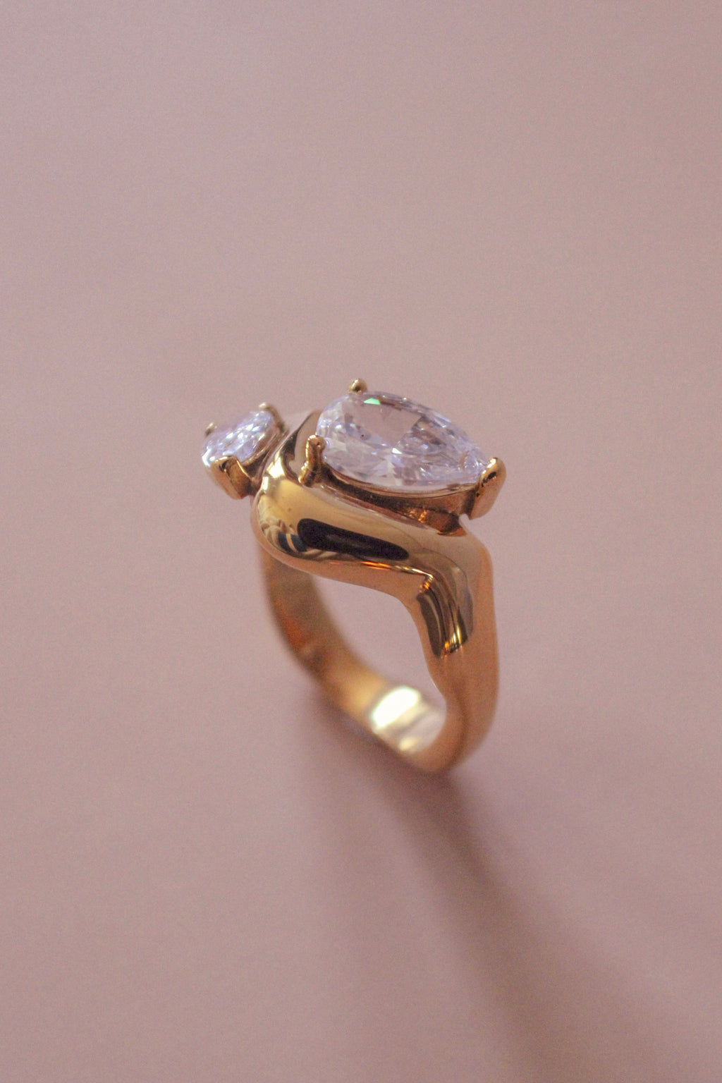 Aveline Ring