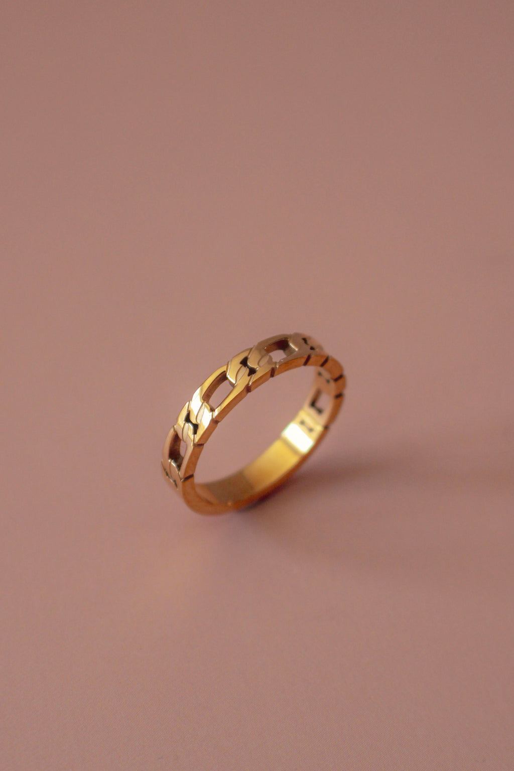 Thick Figaro Ring