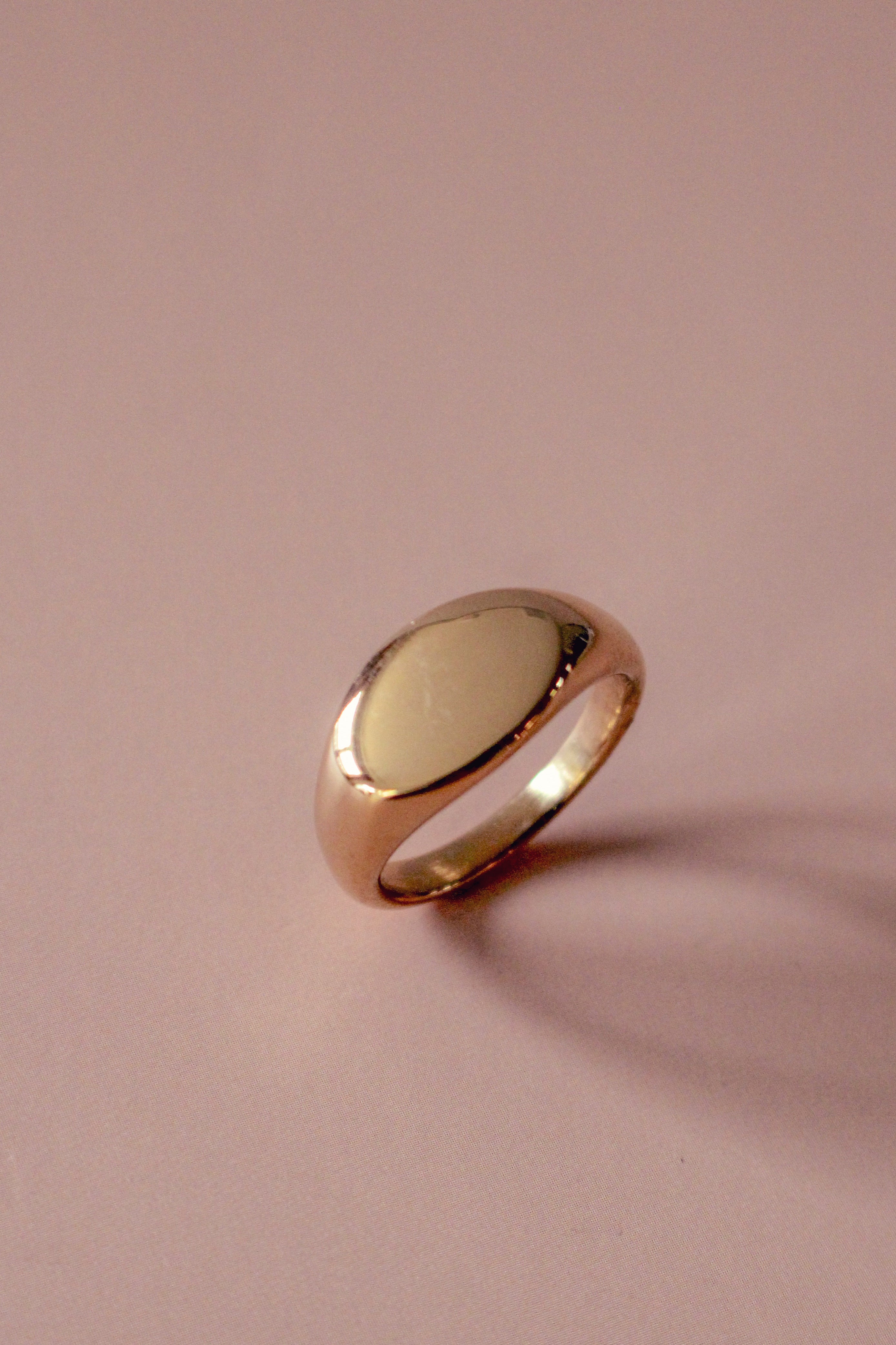 Eggie Signet Ring