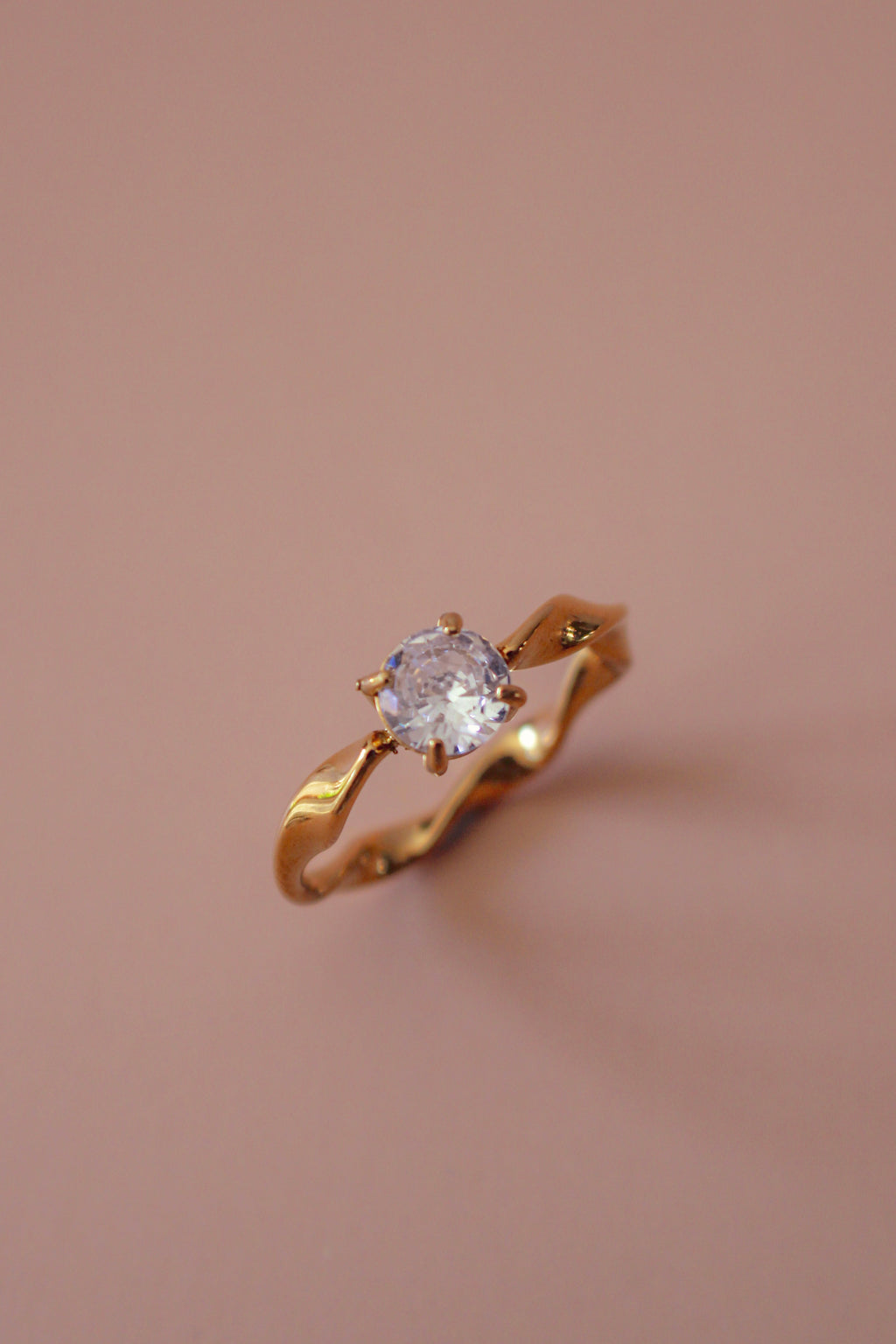 Hollis Ring