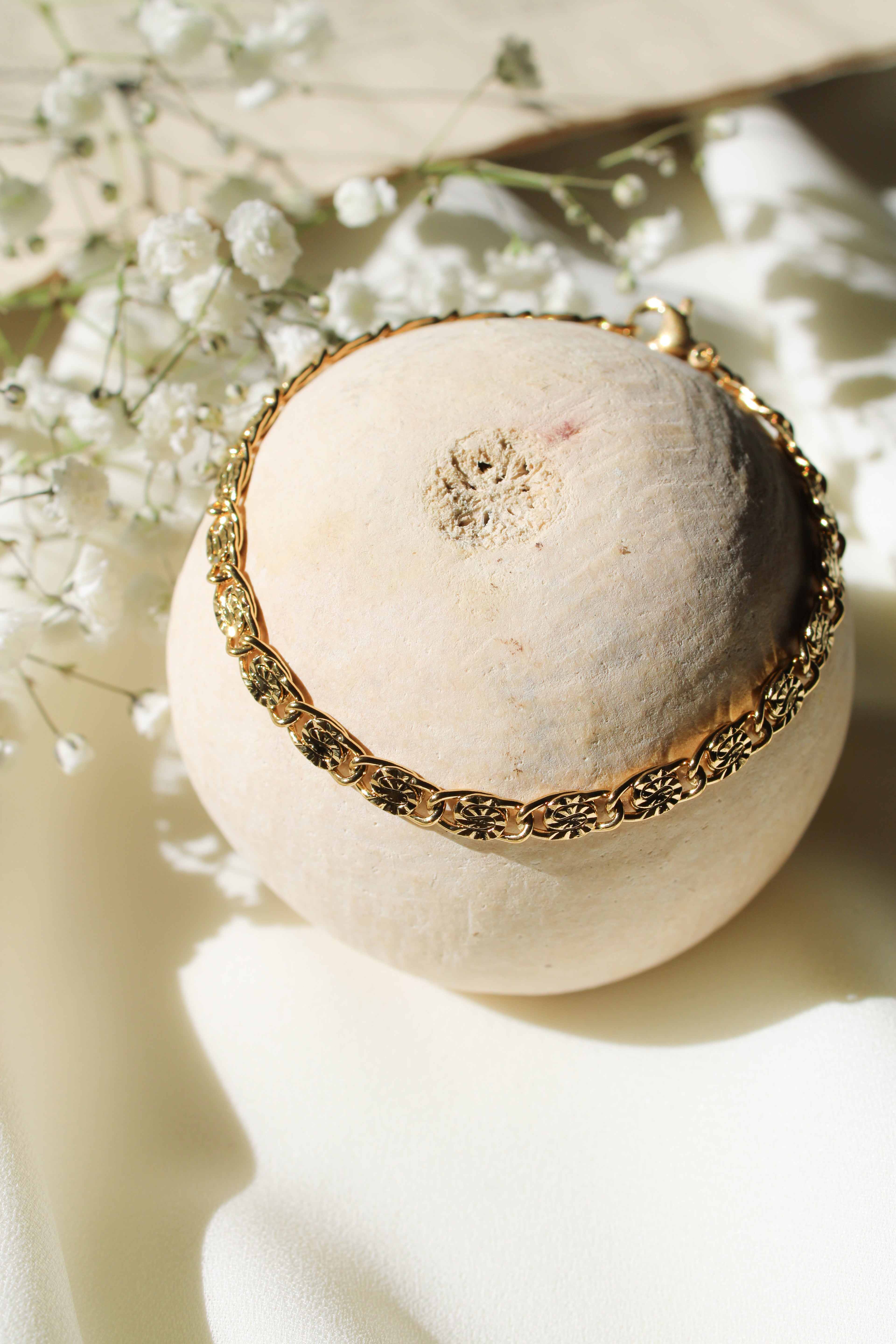 Cassidy Bracelet (hammered)
