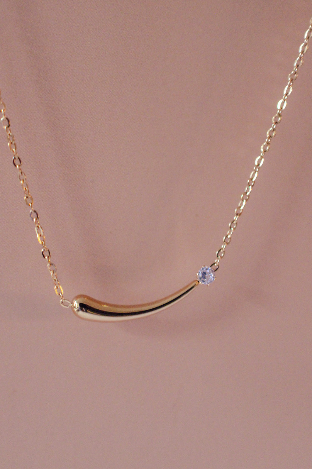 Eira Necklace