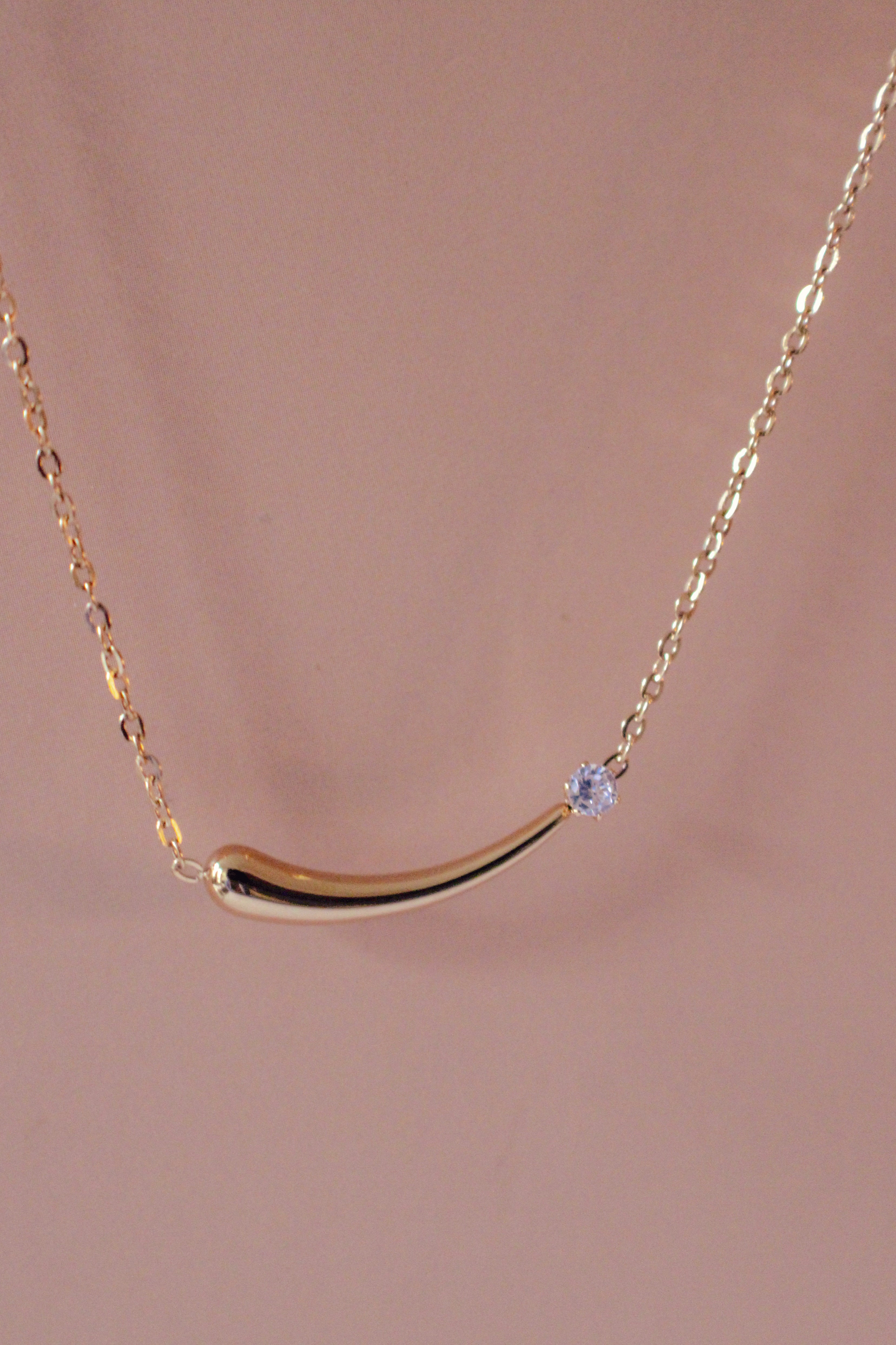 Eira Necklace