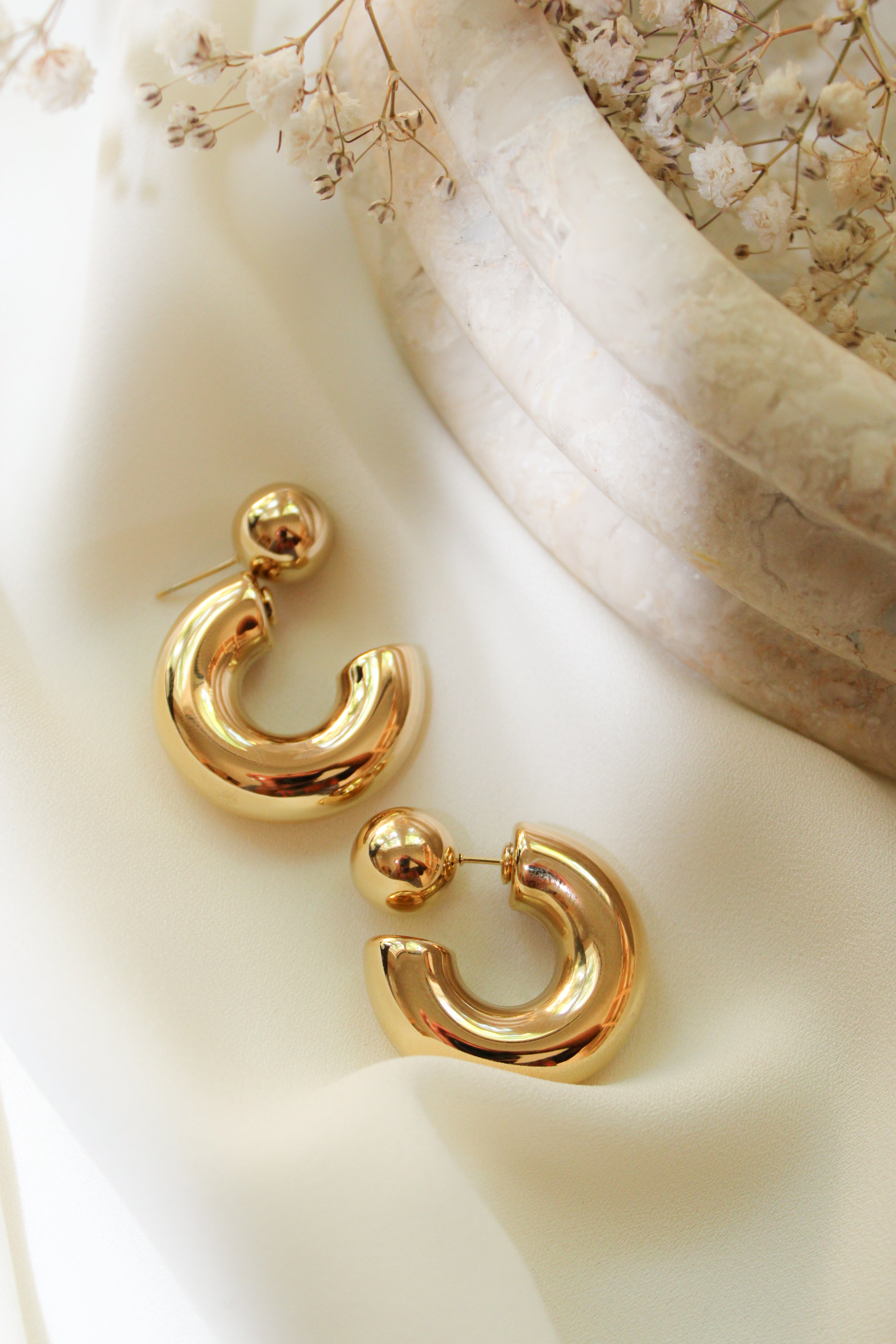 Perfect Chunky Stud Hoops
