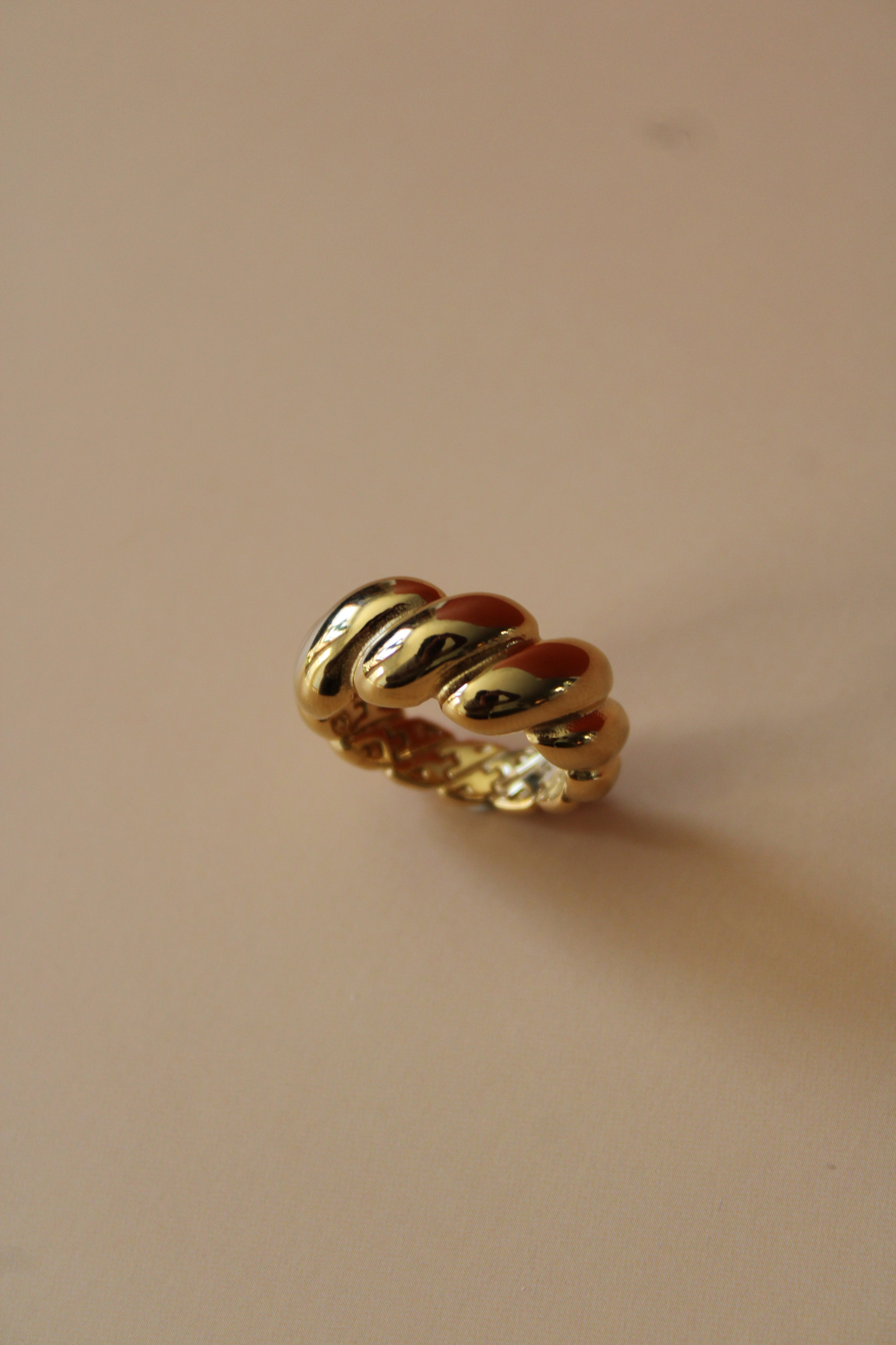 Eclair Ring