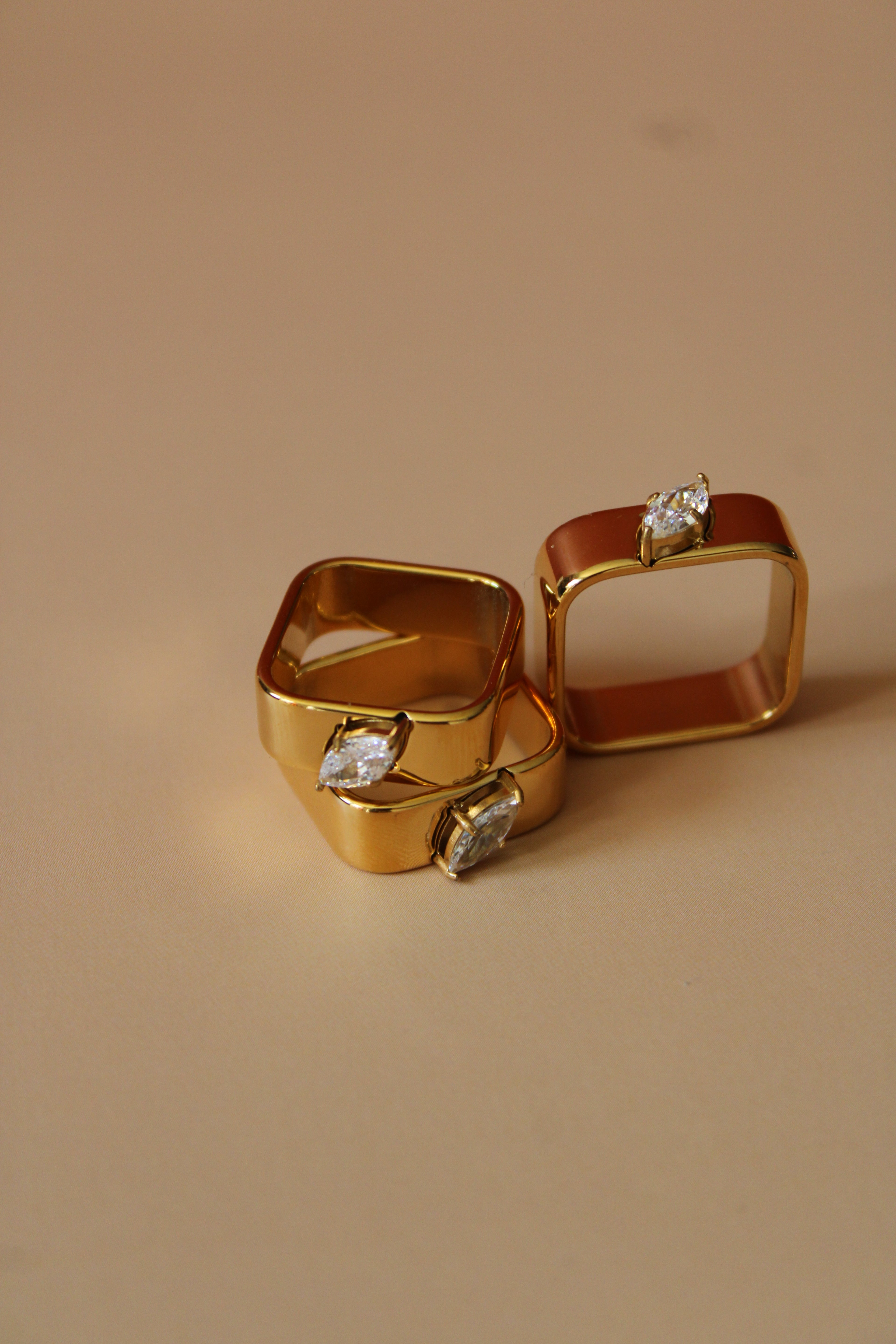 Solenne Ring
