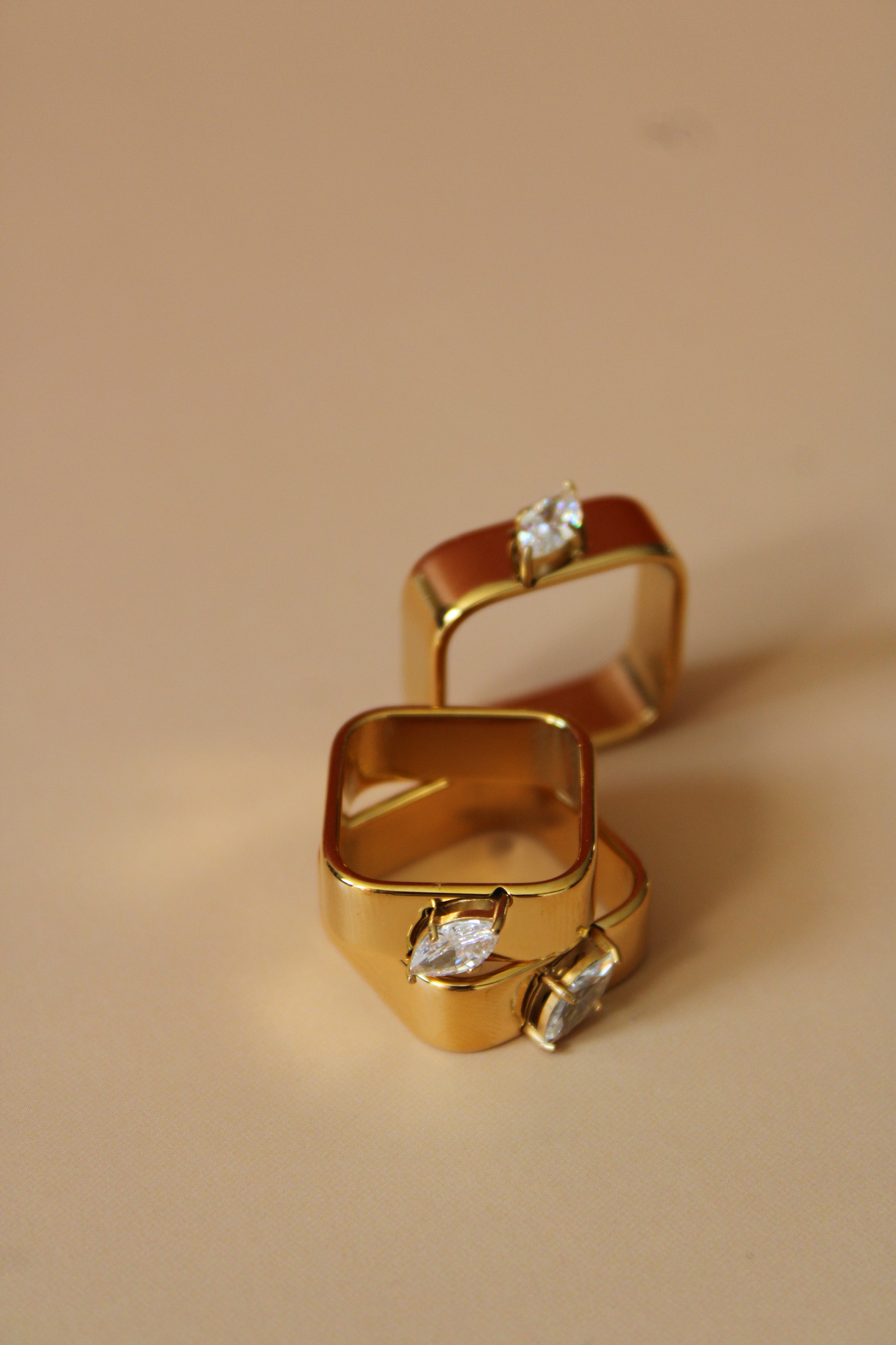 Solenne Ring