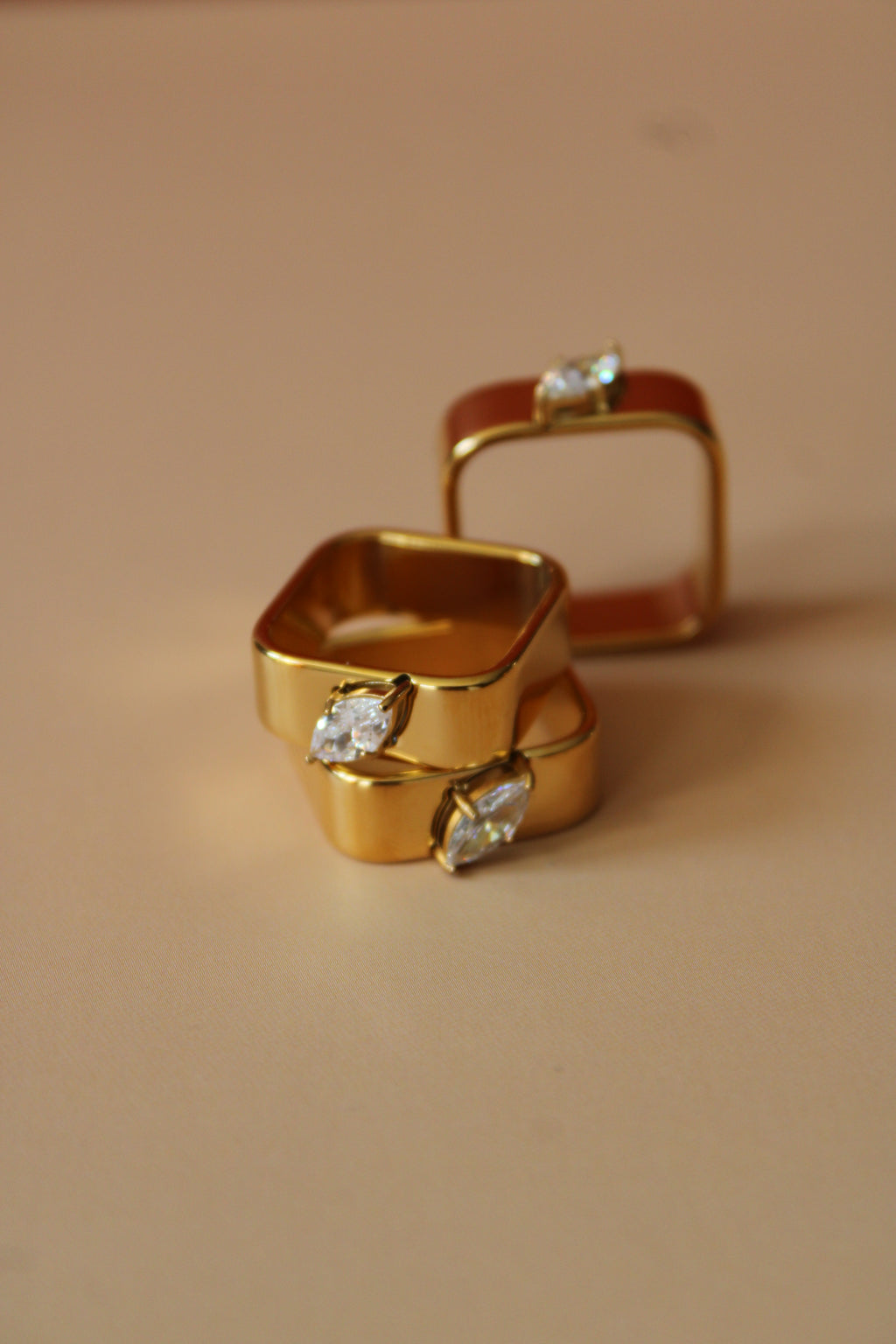 Solenne Ring