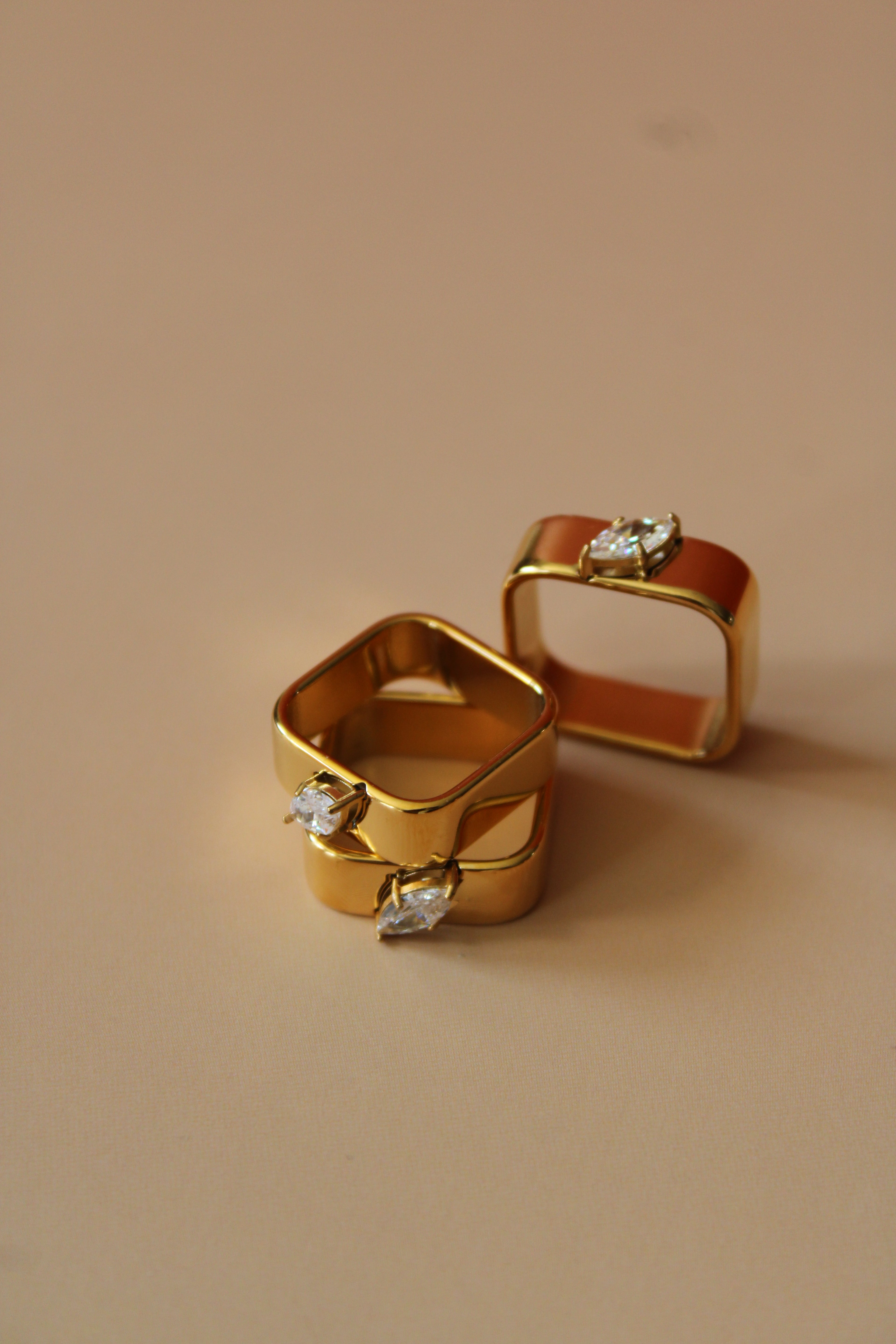 Solenne Ring