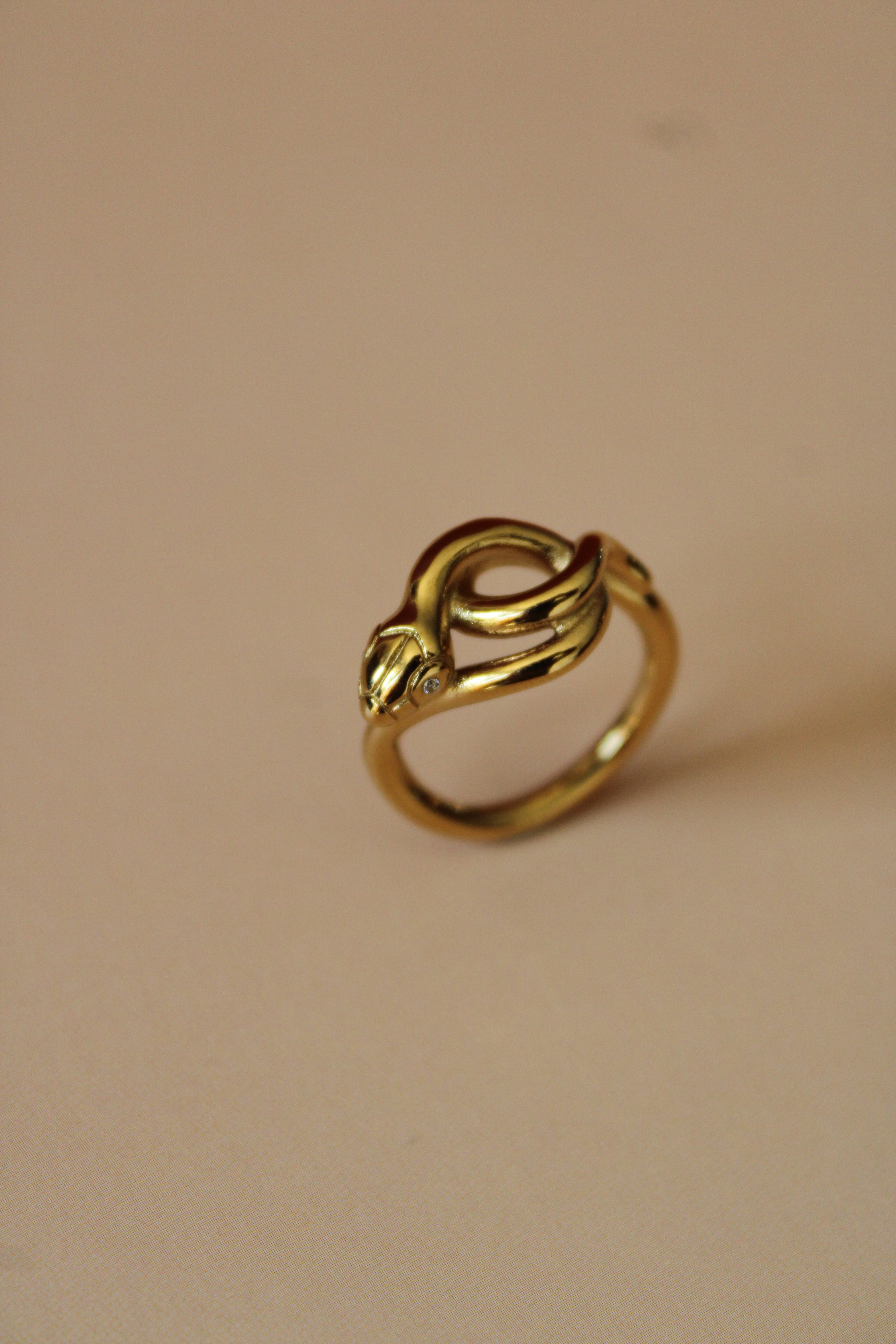 Cobra Ring