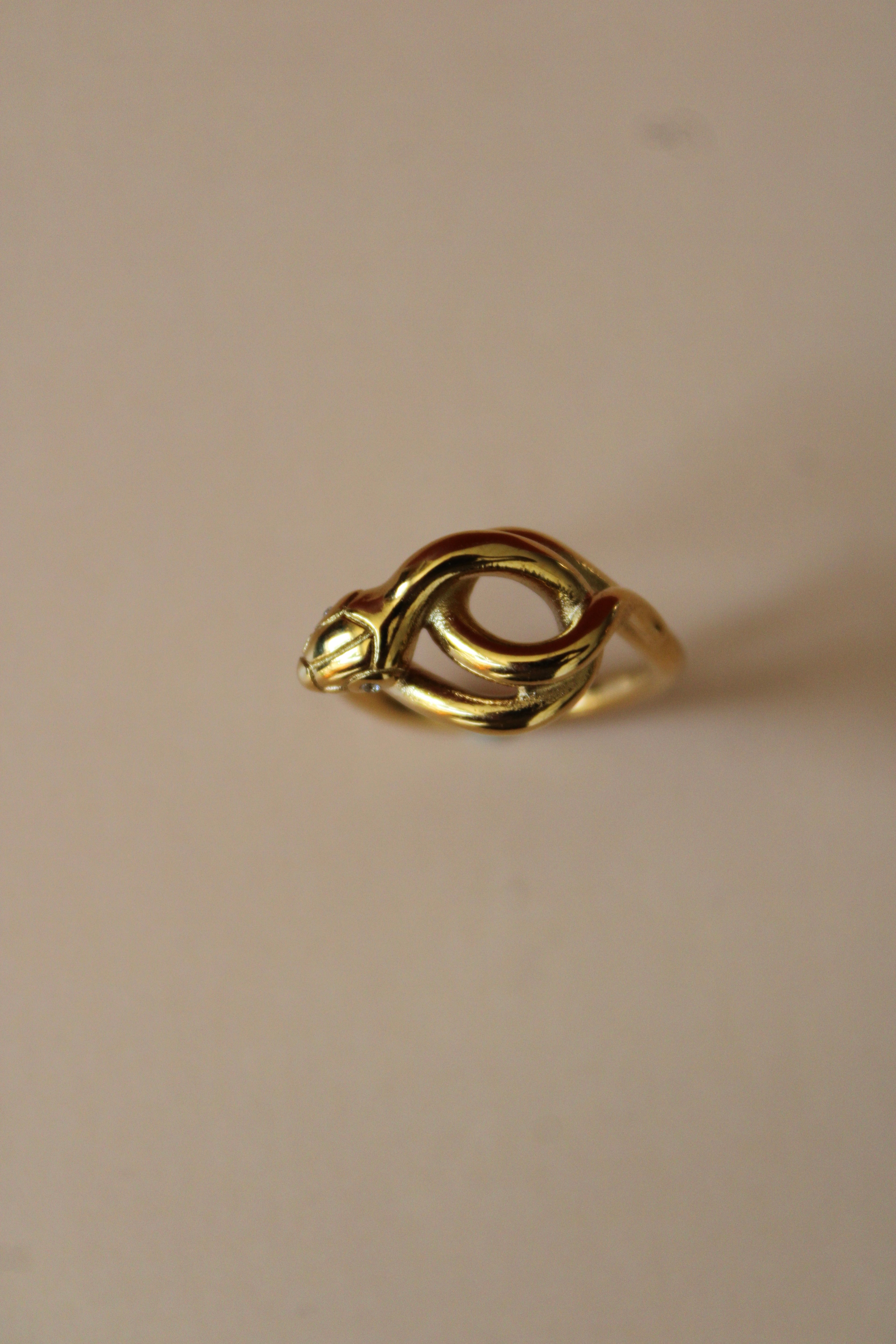 Cobra Ring