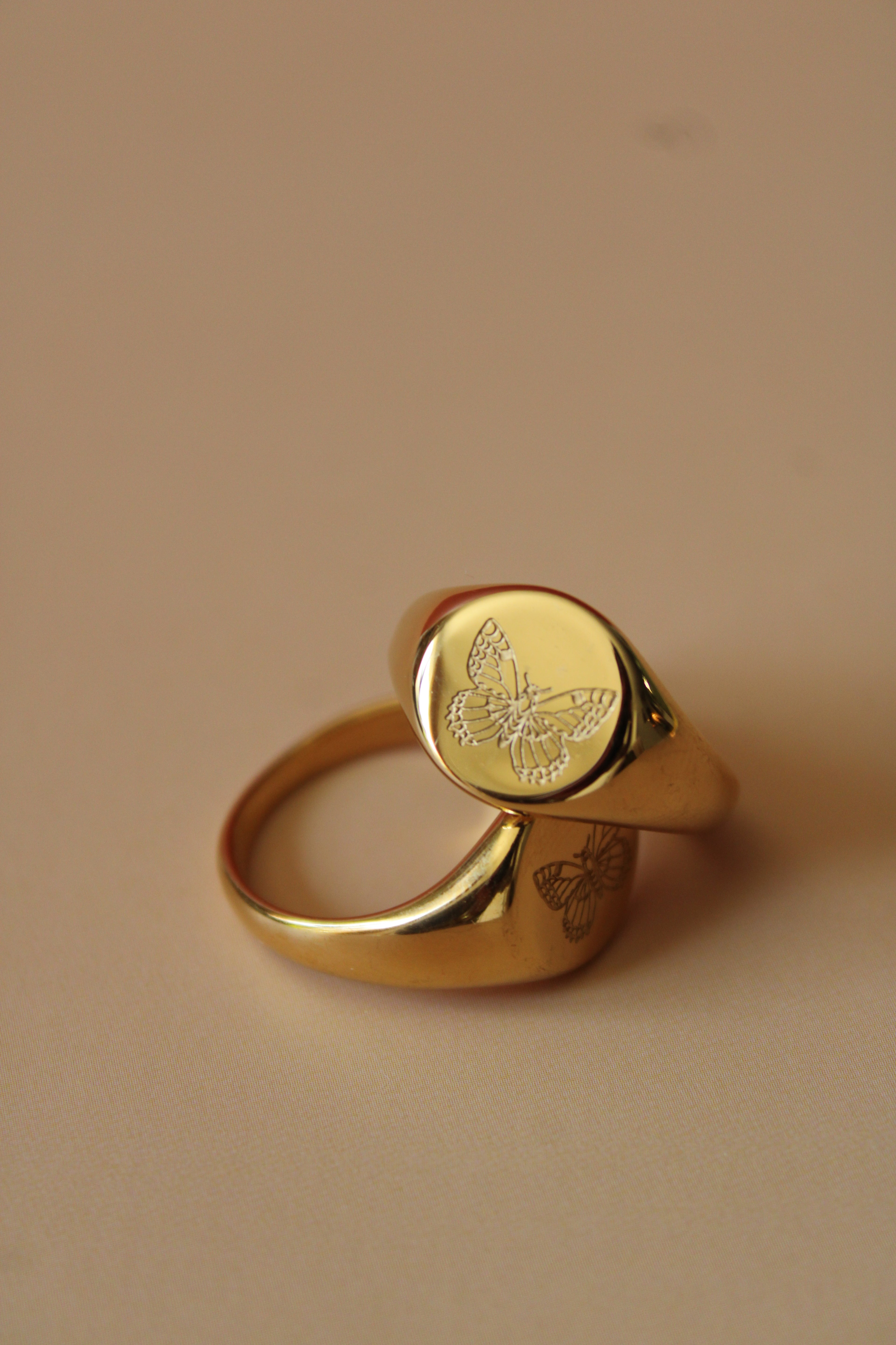 Mariposa Ring