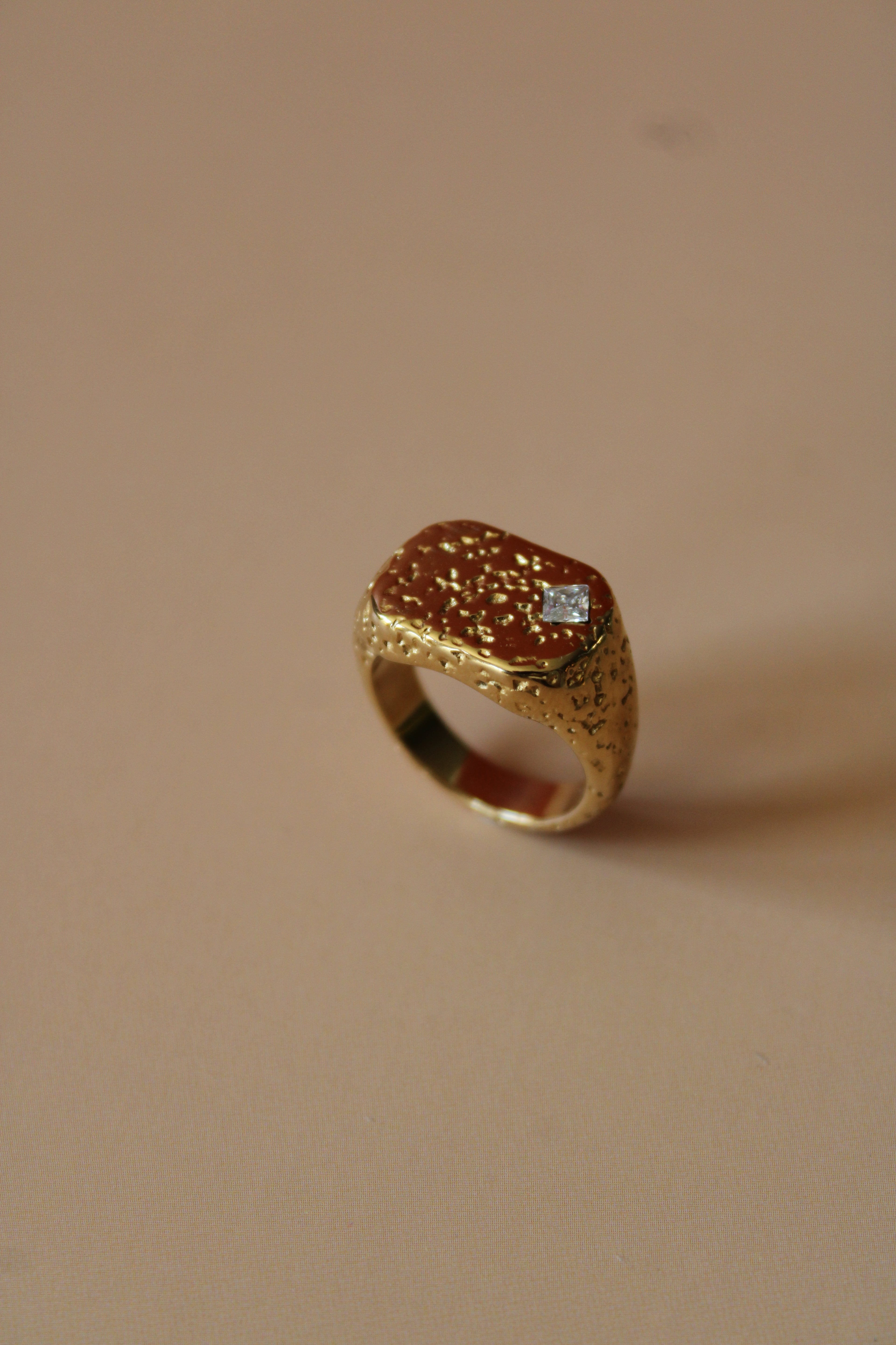 Harper Ring