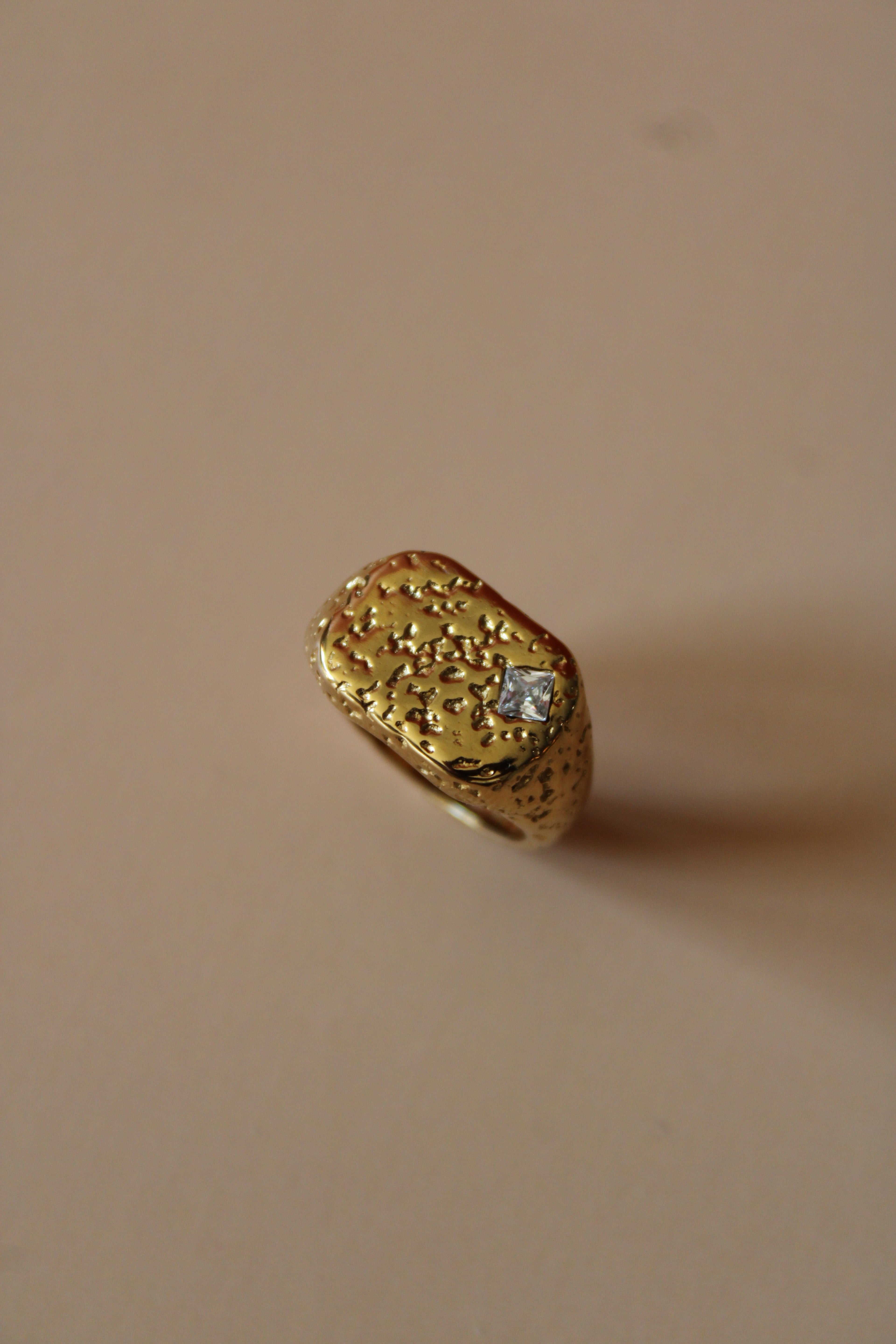 Harper Ring