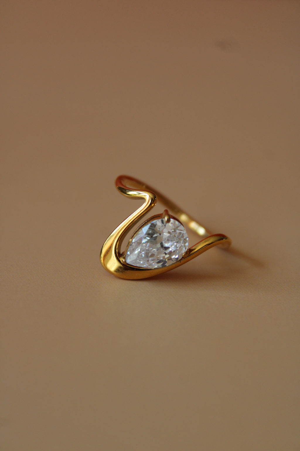 Veyra Ring
