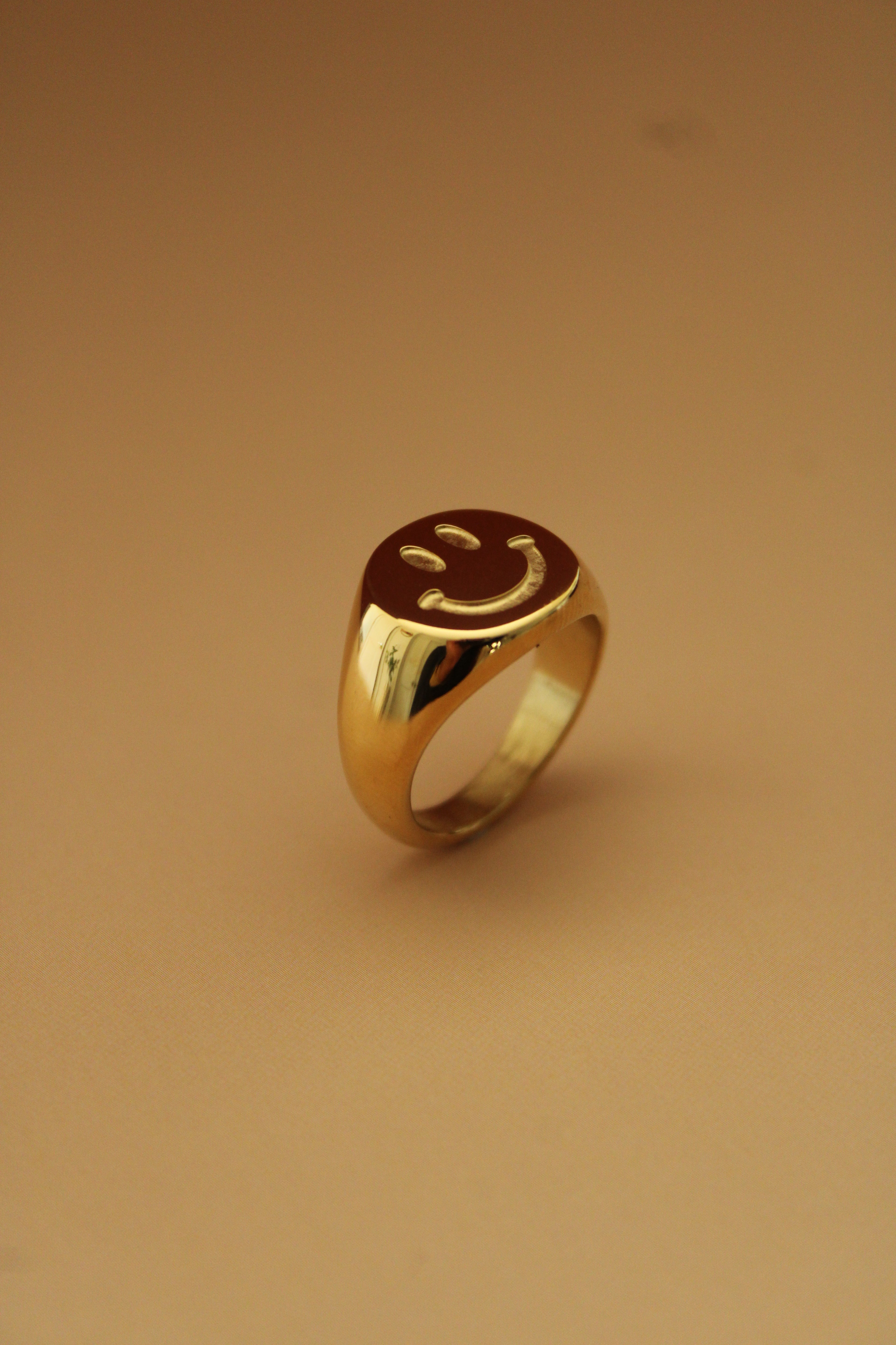 Smiley Ring