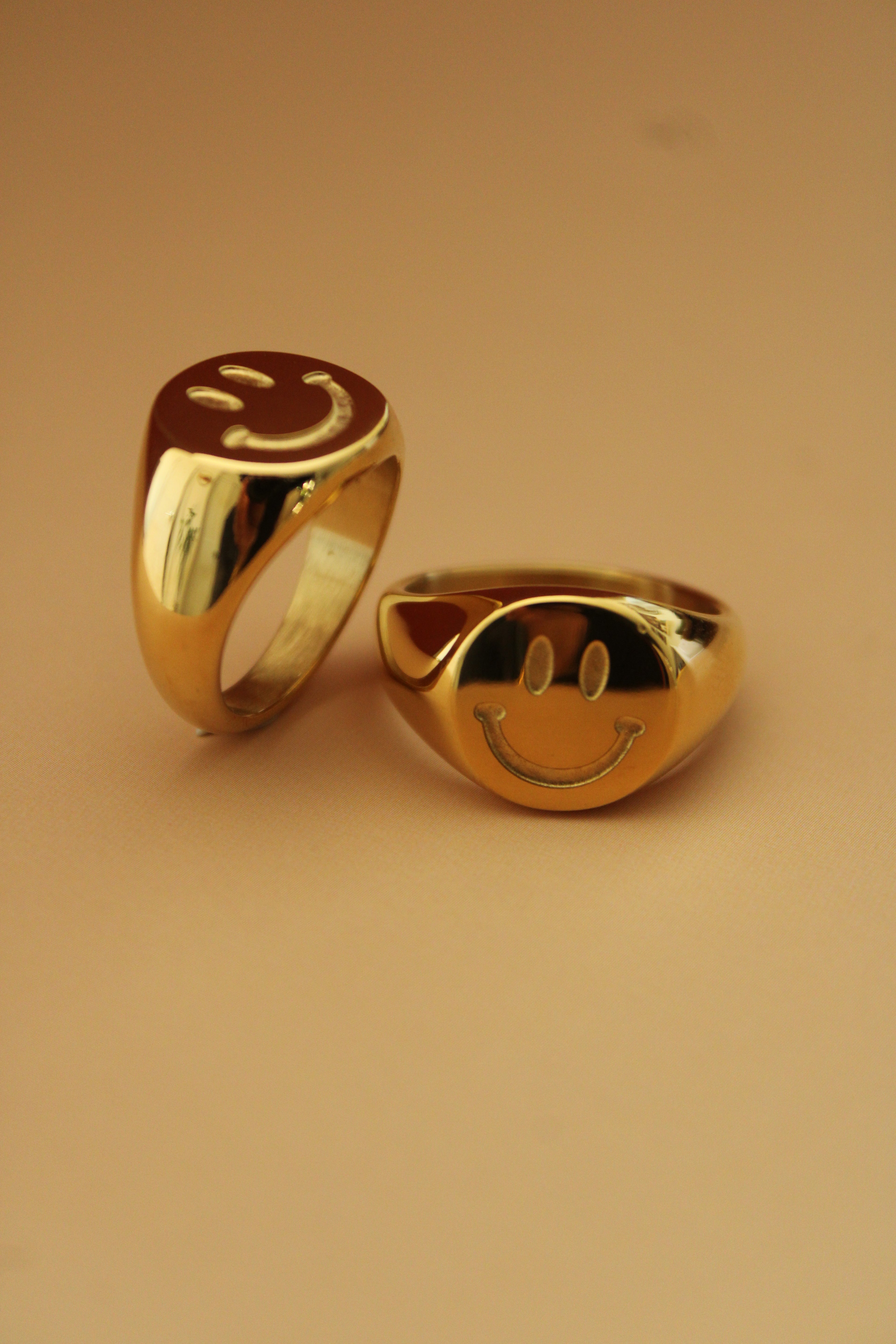 Smiley Ring