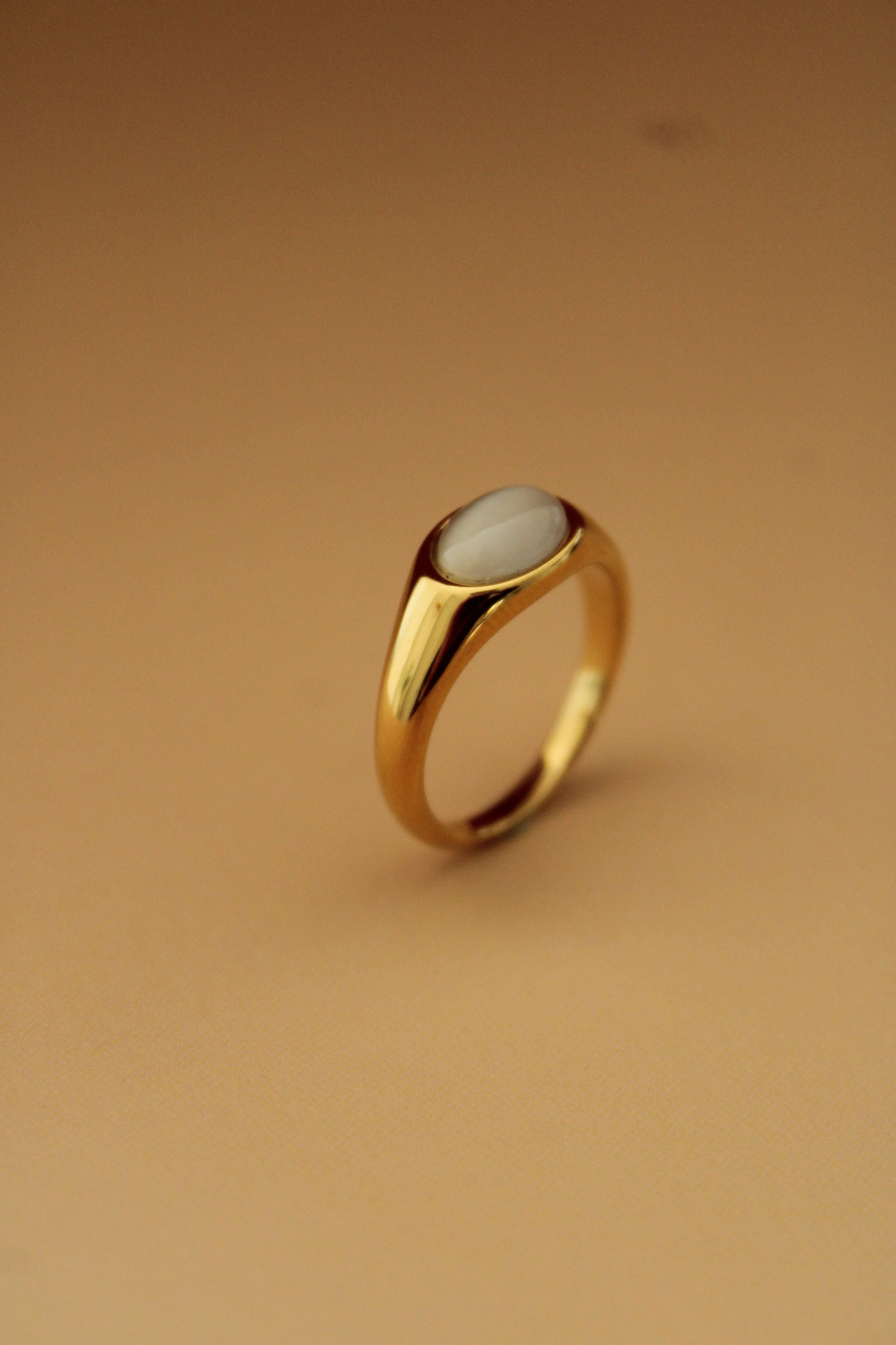 Smooth Quartz Ring