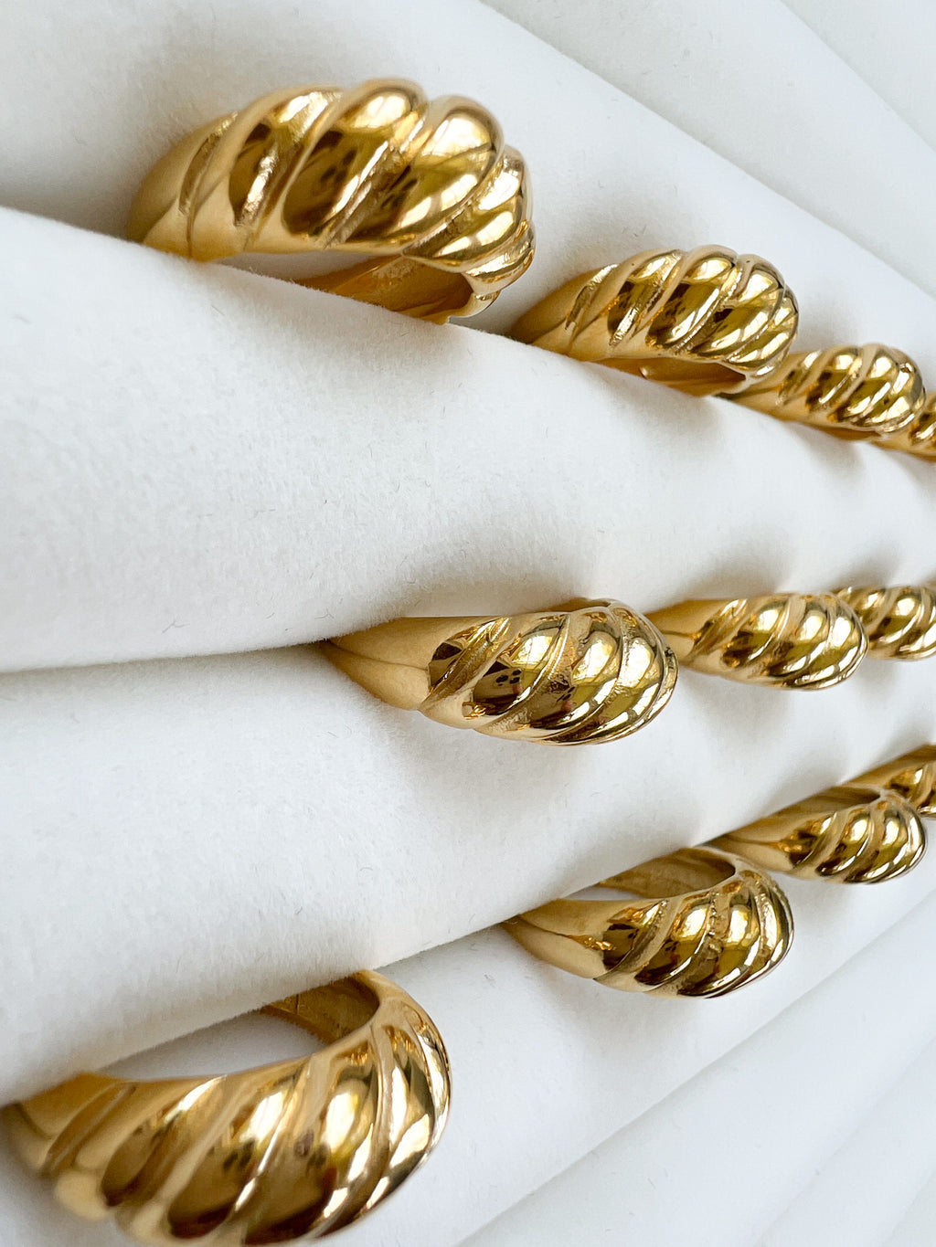 "The Croissant" Ring
