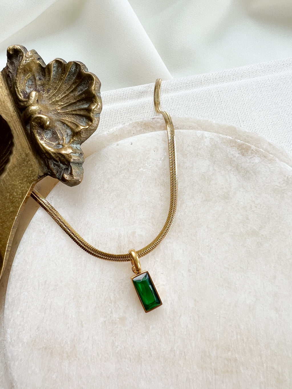 Regina Necklace