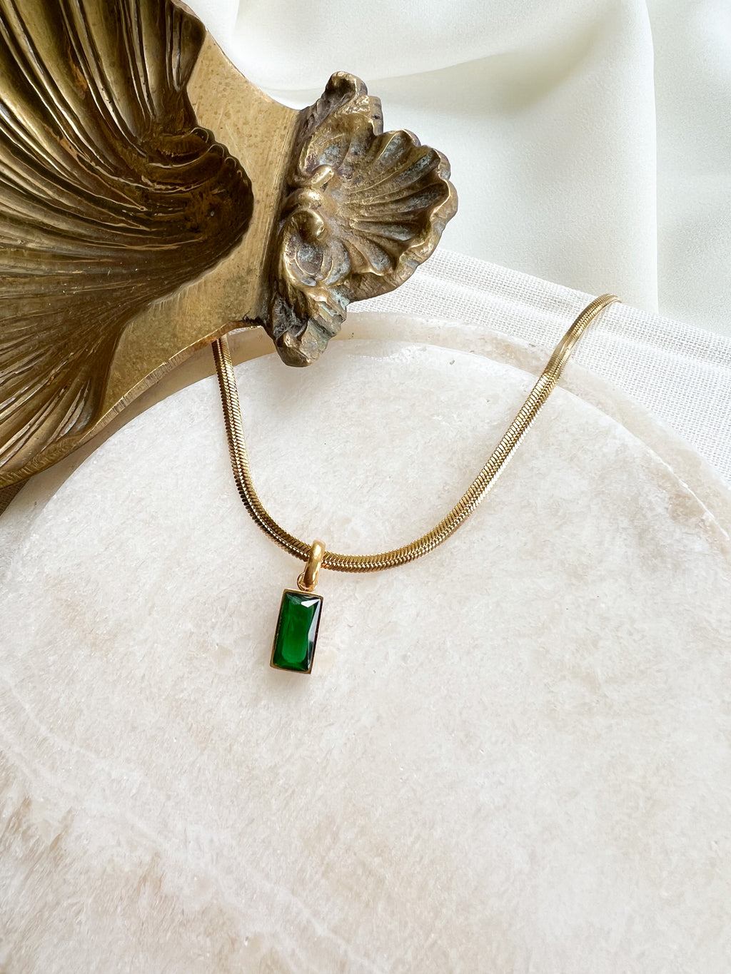 Regina Necklace