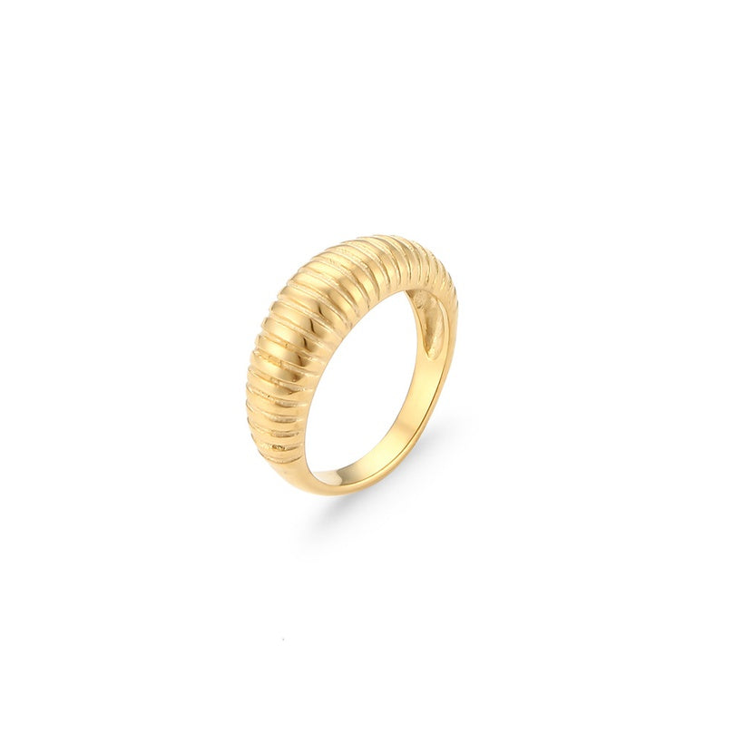 Thick Ribbed Ring
