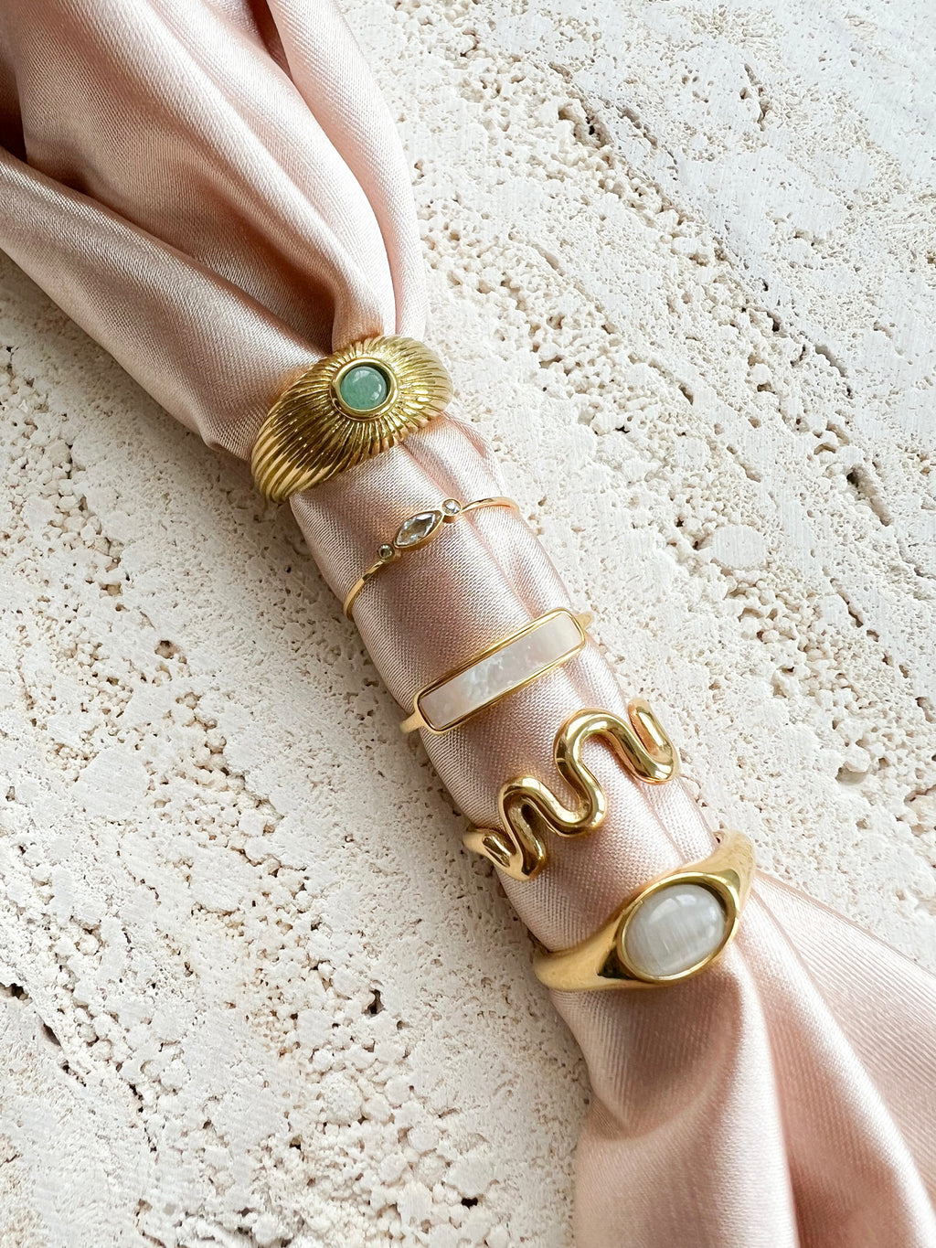 Smooth Quartz Ring