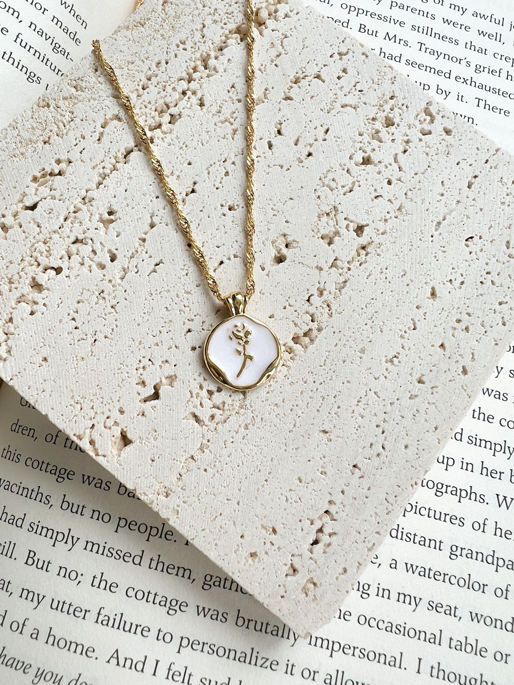 Dainty Rose Necklace